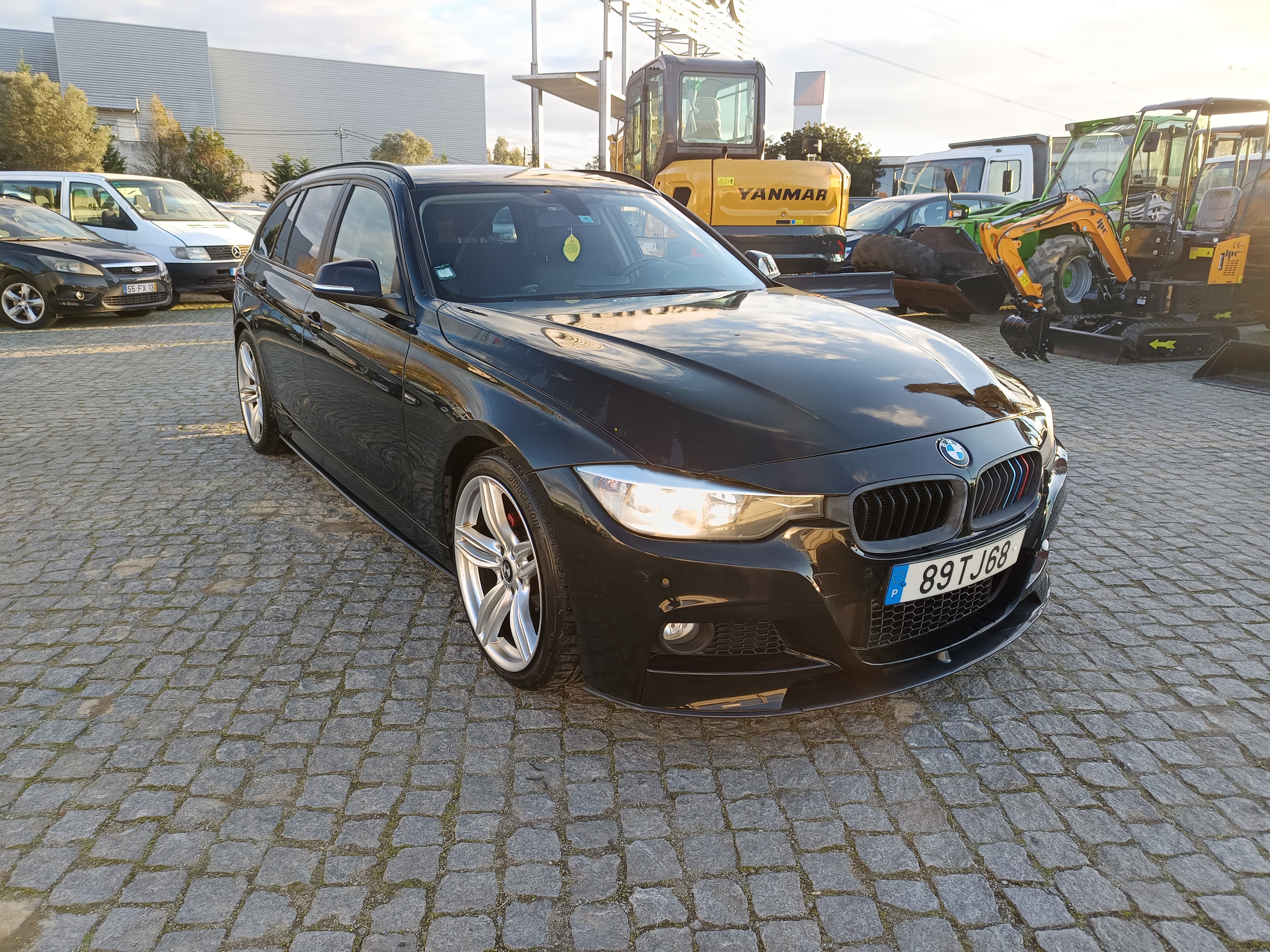 BMW 318d · Ano 2012 — imagem 3