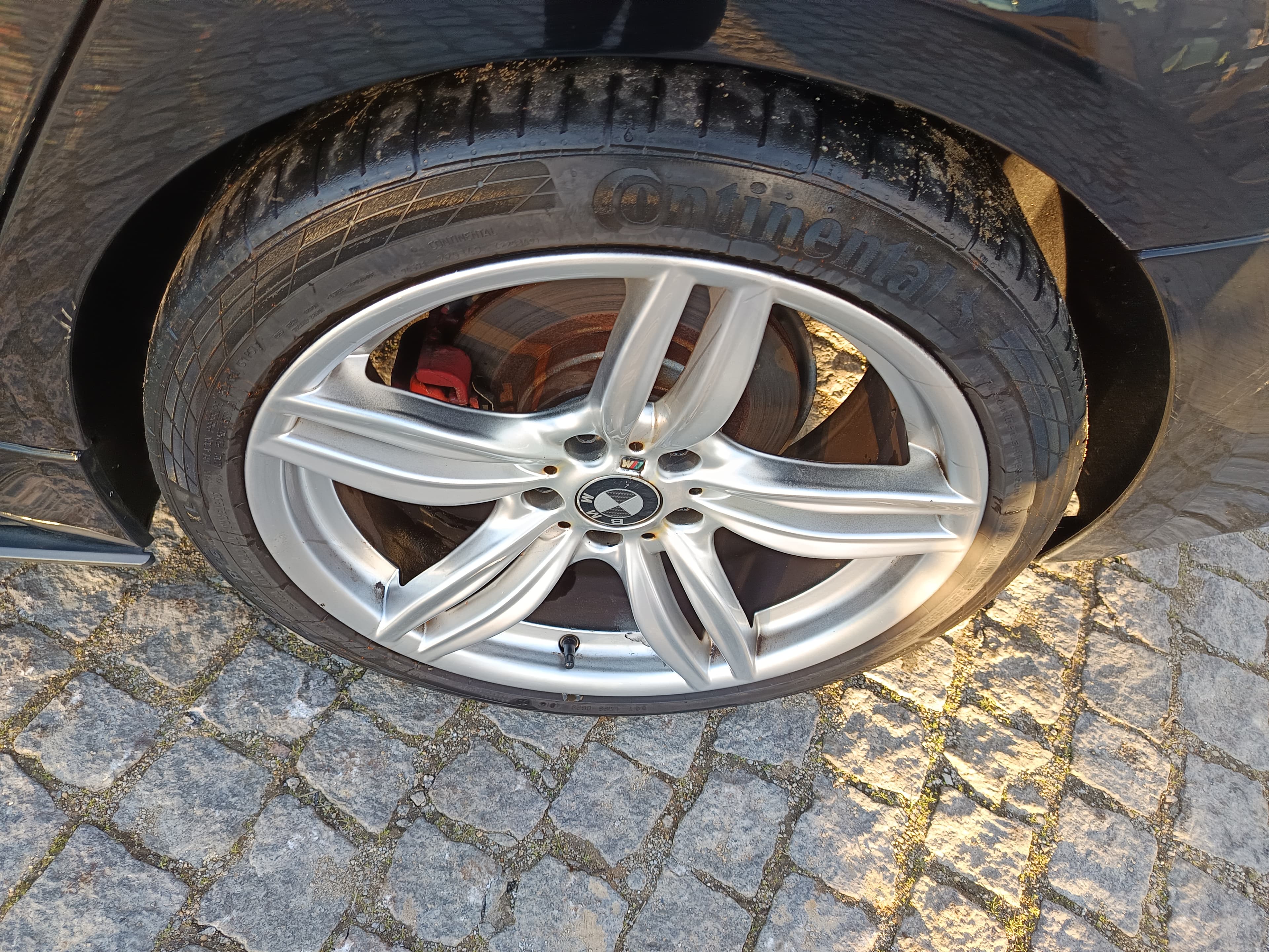 BMW 318d · Ano 2012 — imagem 13