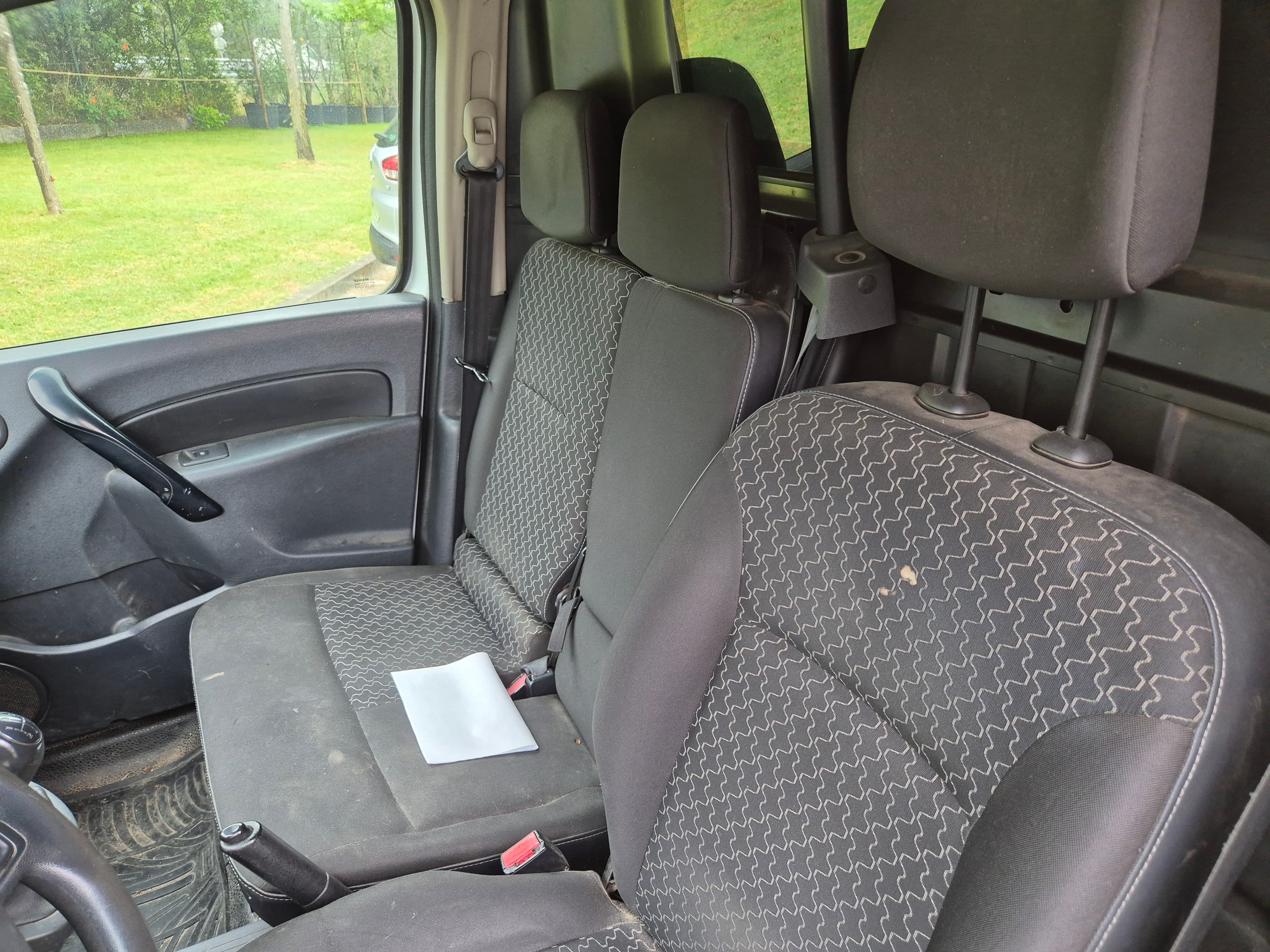 Renault Kangoo · Ano 2015 — imagem 18