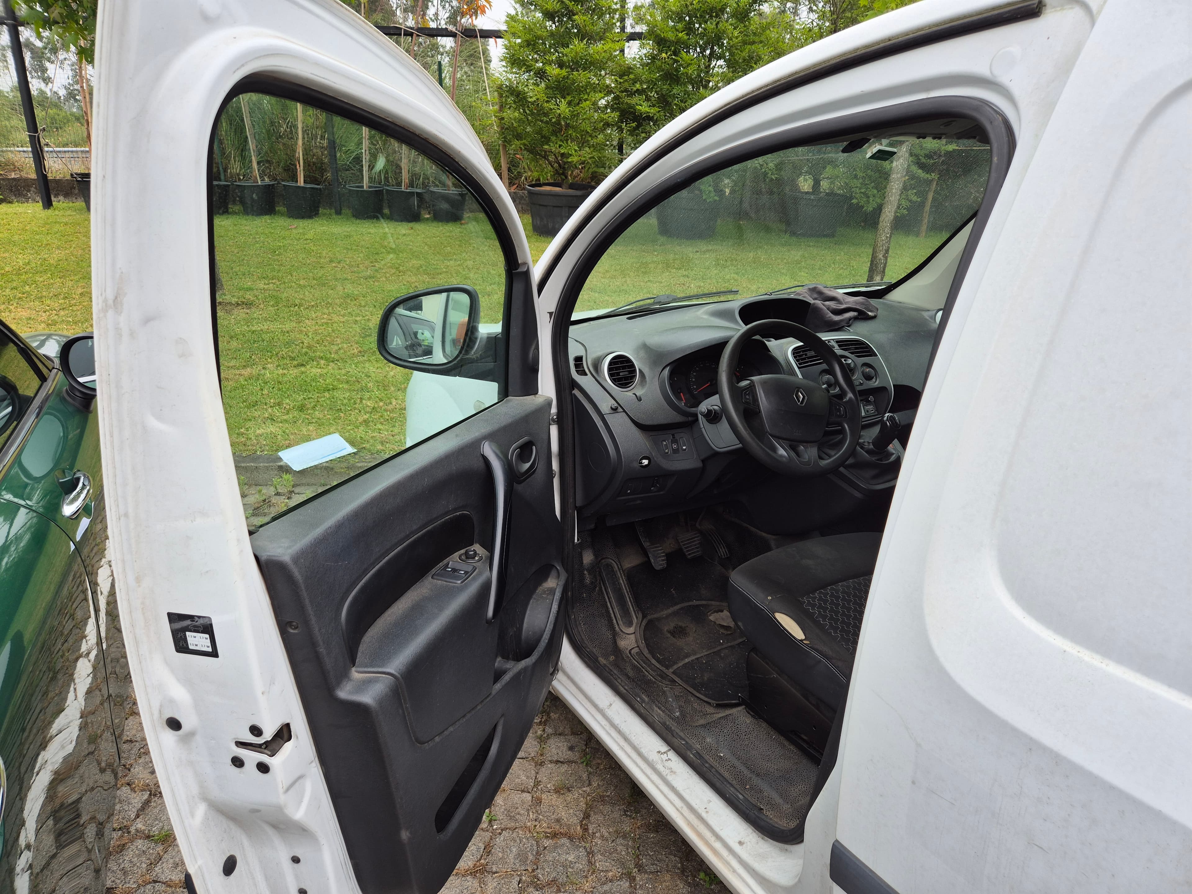 Renault Kangoo · Ano 2015 — imagem 15