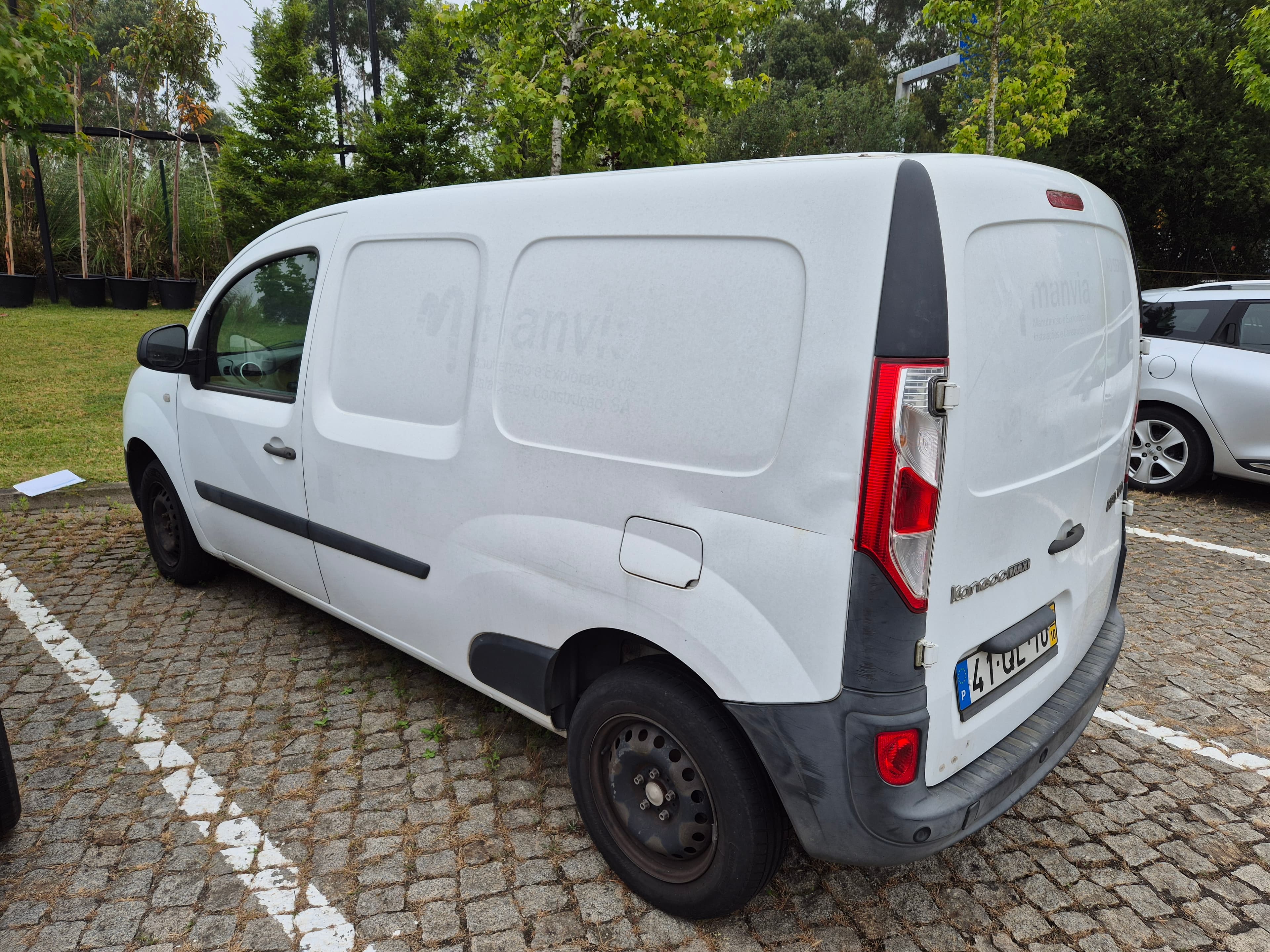 Renault Kangoo · Ano 2015 — imagem 4