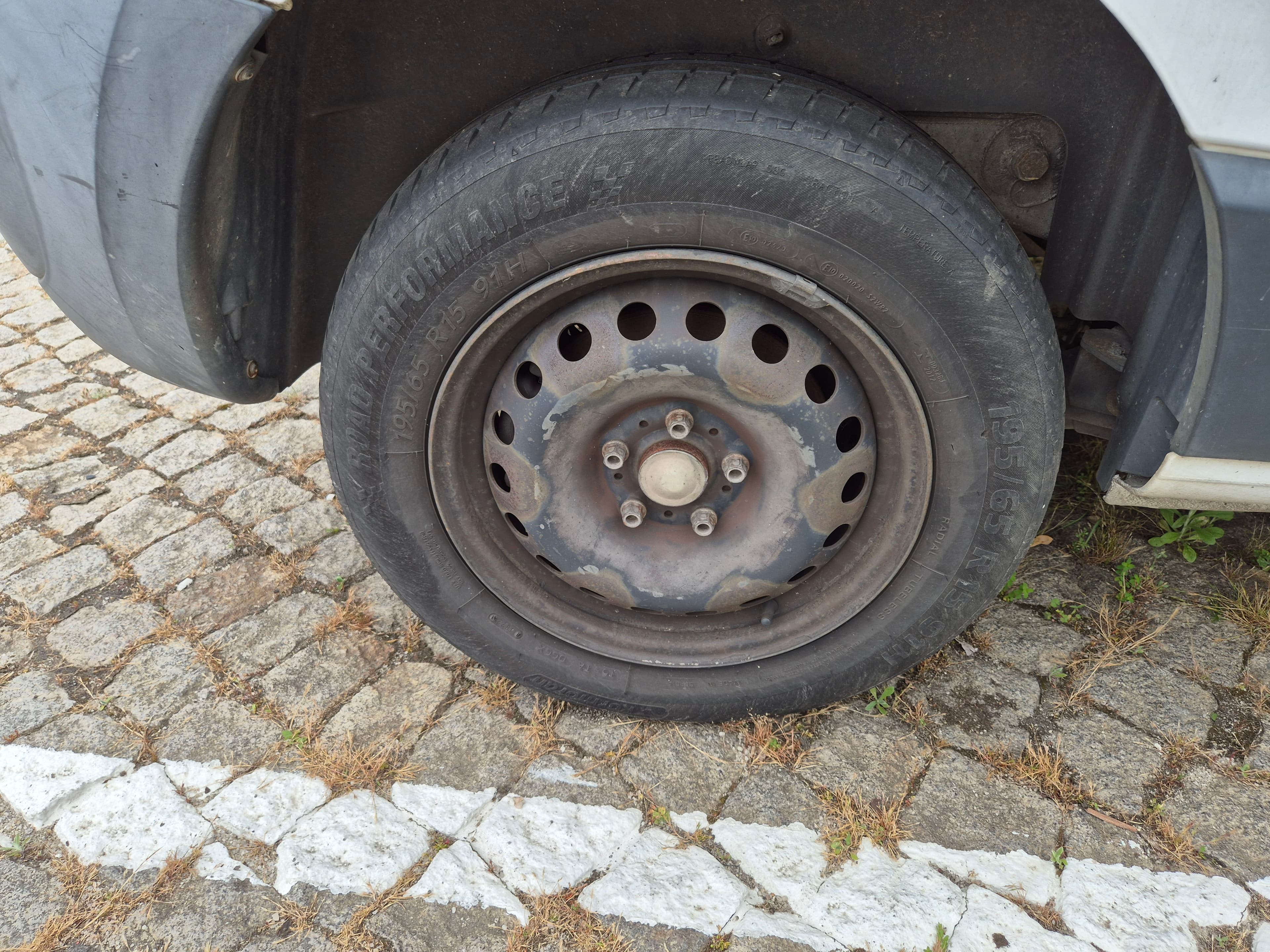 Renault Kangoo · Ano 2015 — imagem 14