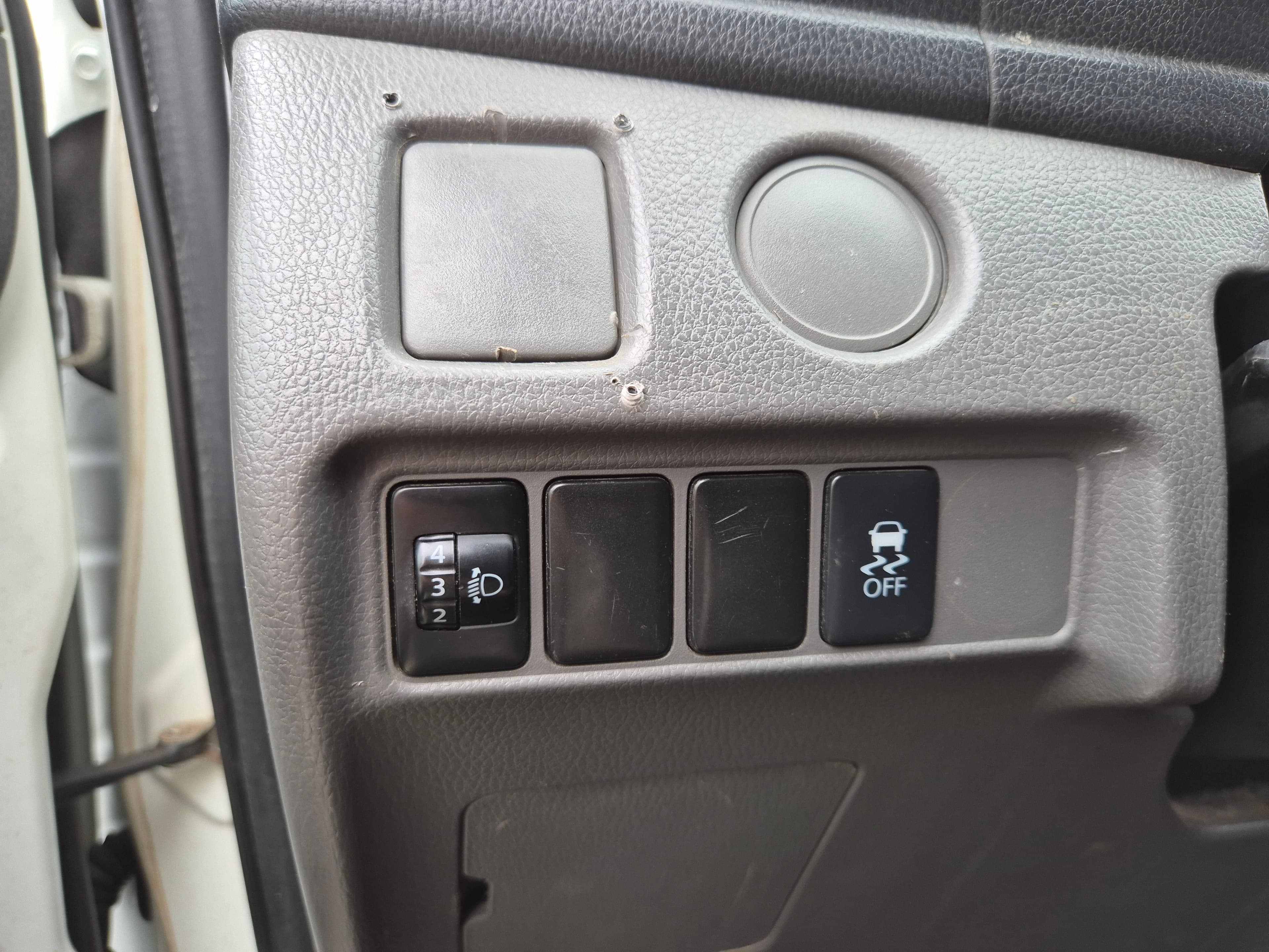 Mitsubishi L200 · Ano 2015 — imagem 23