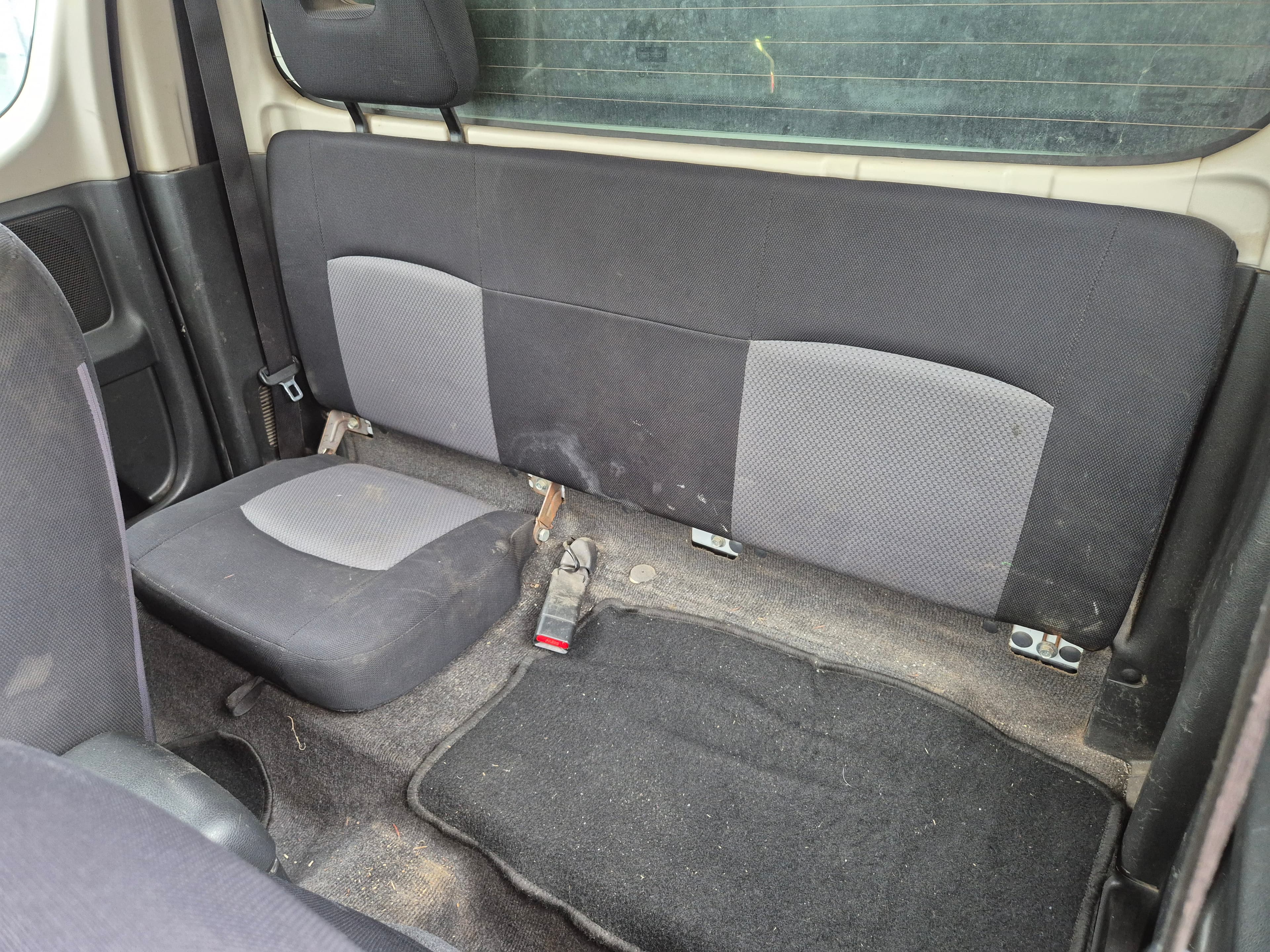 Mitsubishi L200 · Ano 2015 — imagem 16