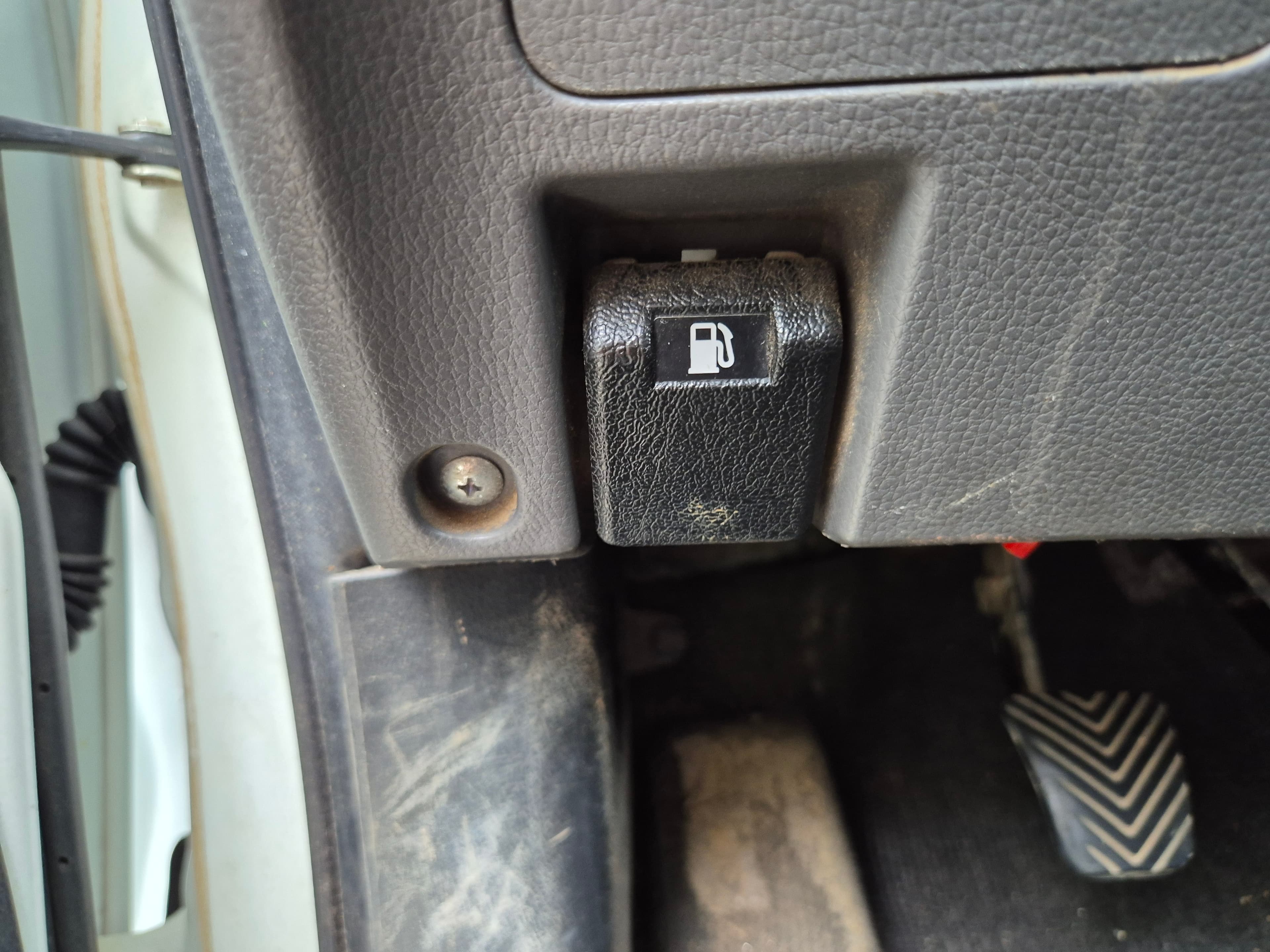 Mitsubishi L200 · Ano 2015 — imagem 22