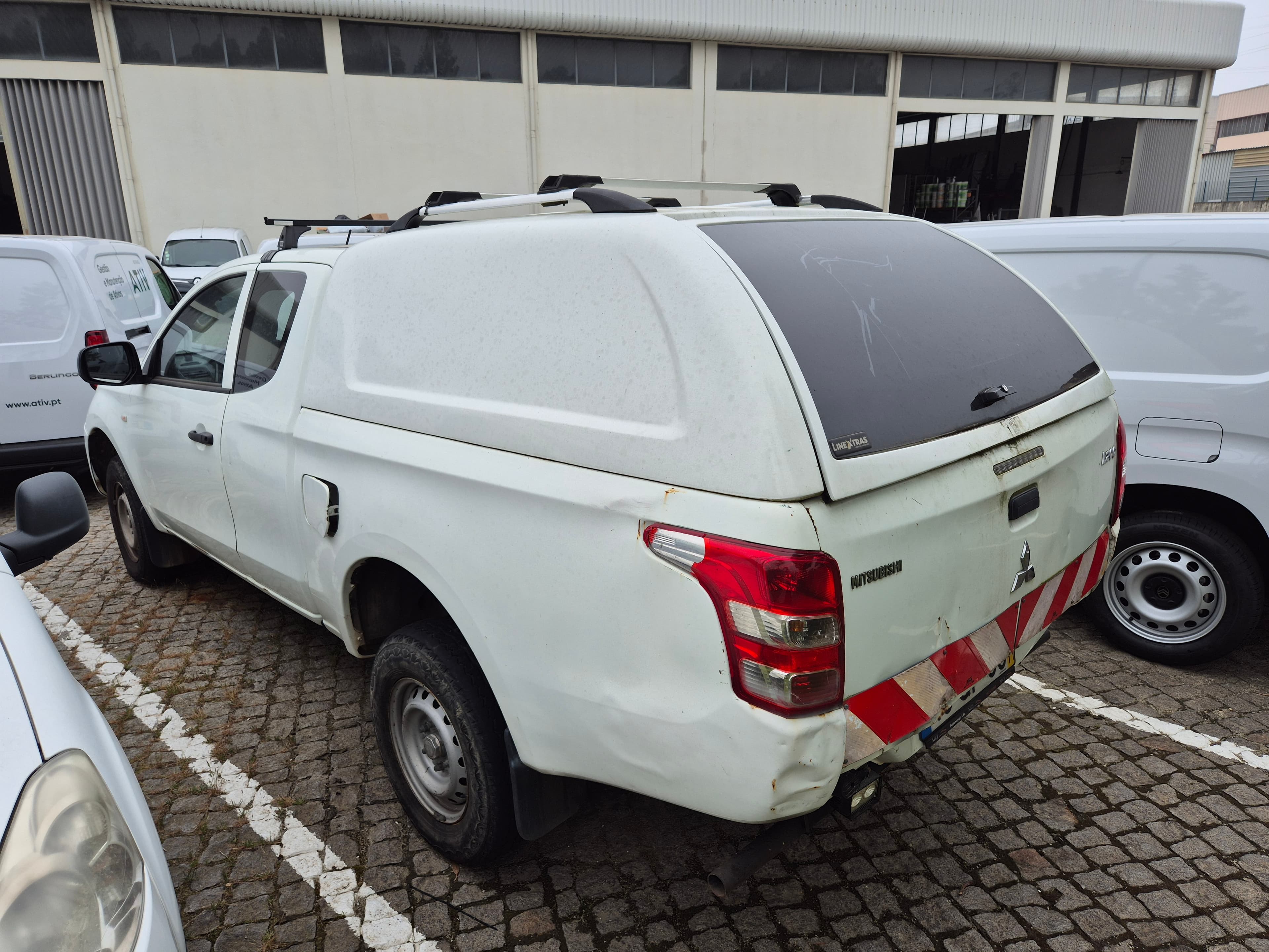 Mitsubishi L200 · Ano 2015 — imagem 6