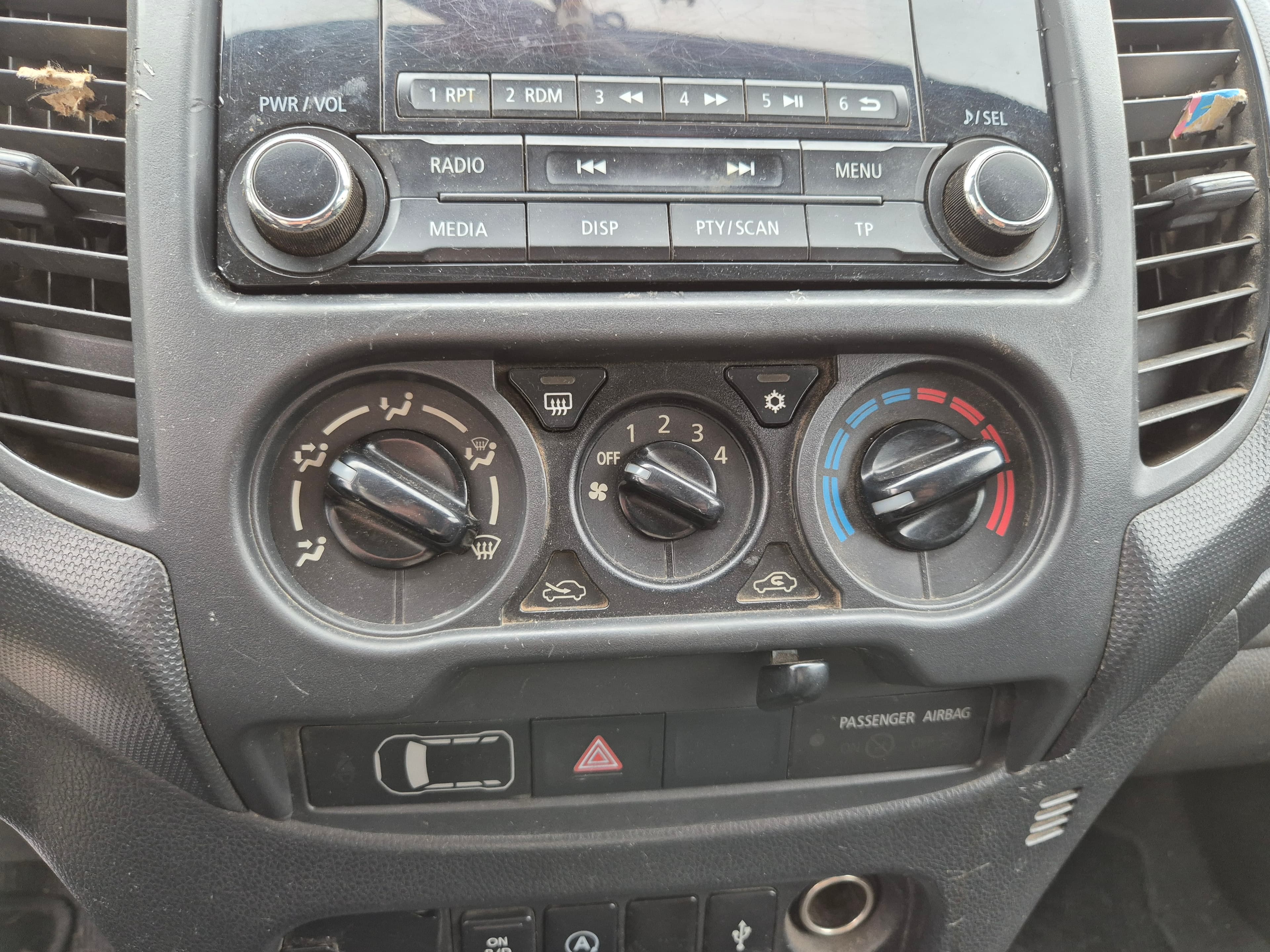 Mitsubishi L200 · Ano 2015 — imagem 31