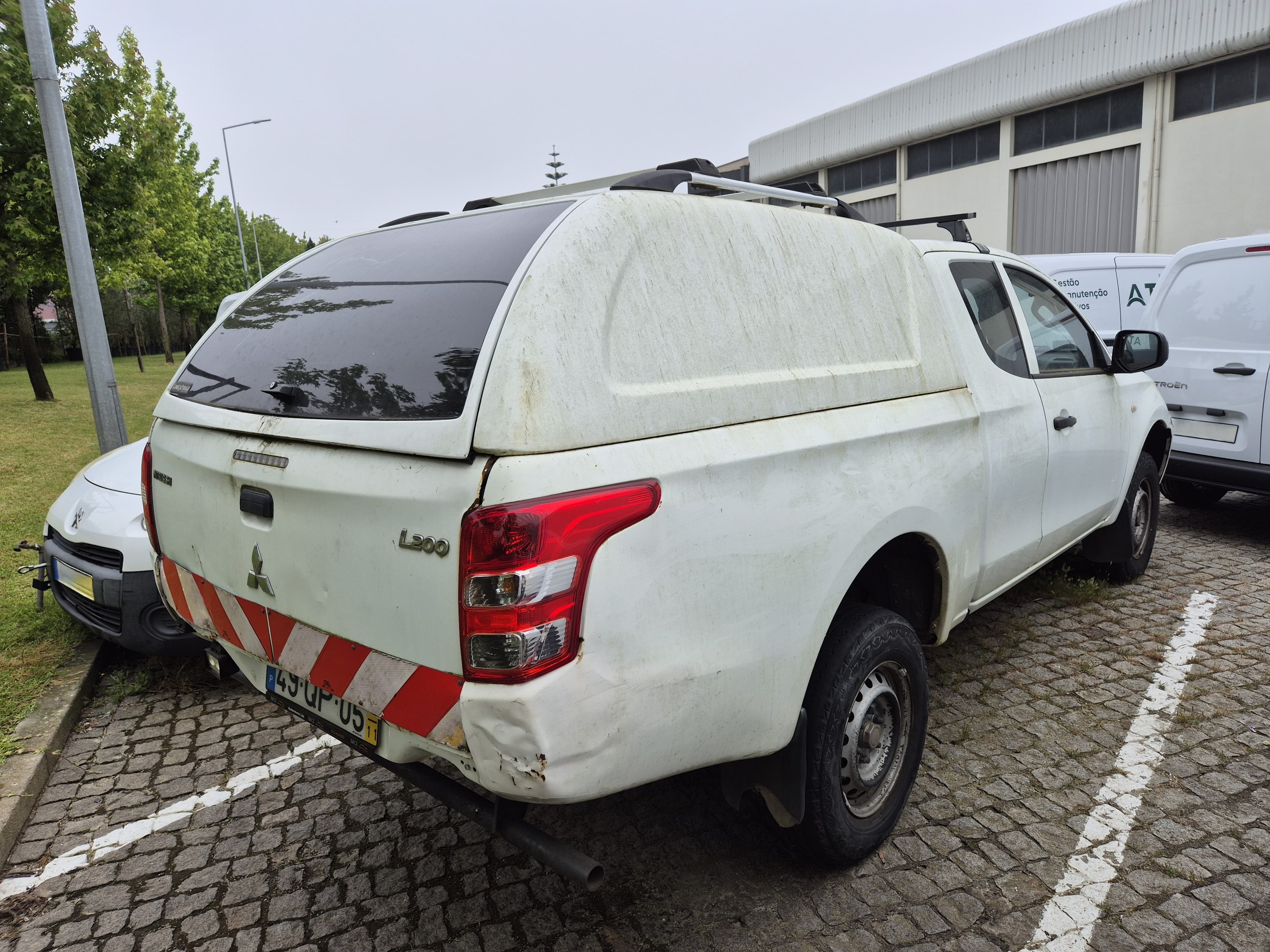 Mitsubishi L200 · Ano 2015 — imagem 4