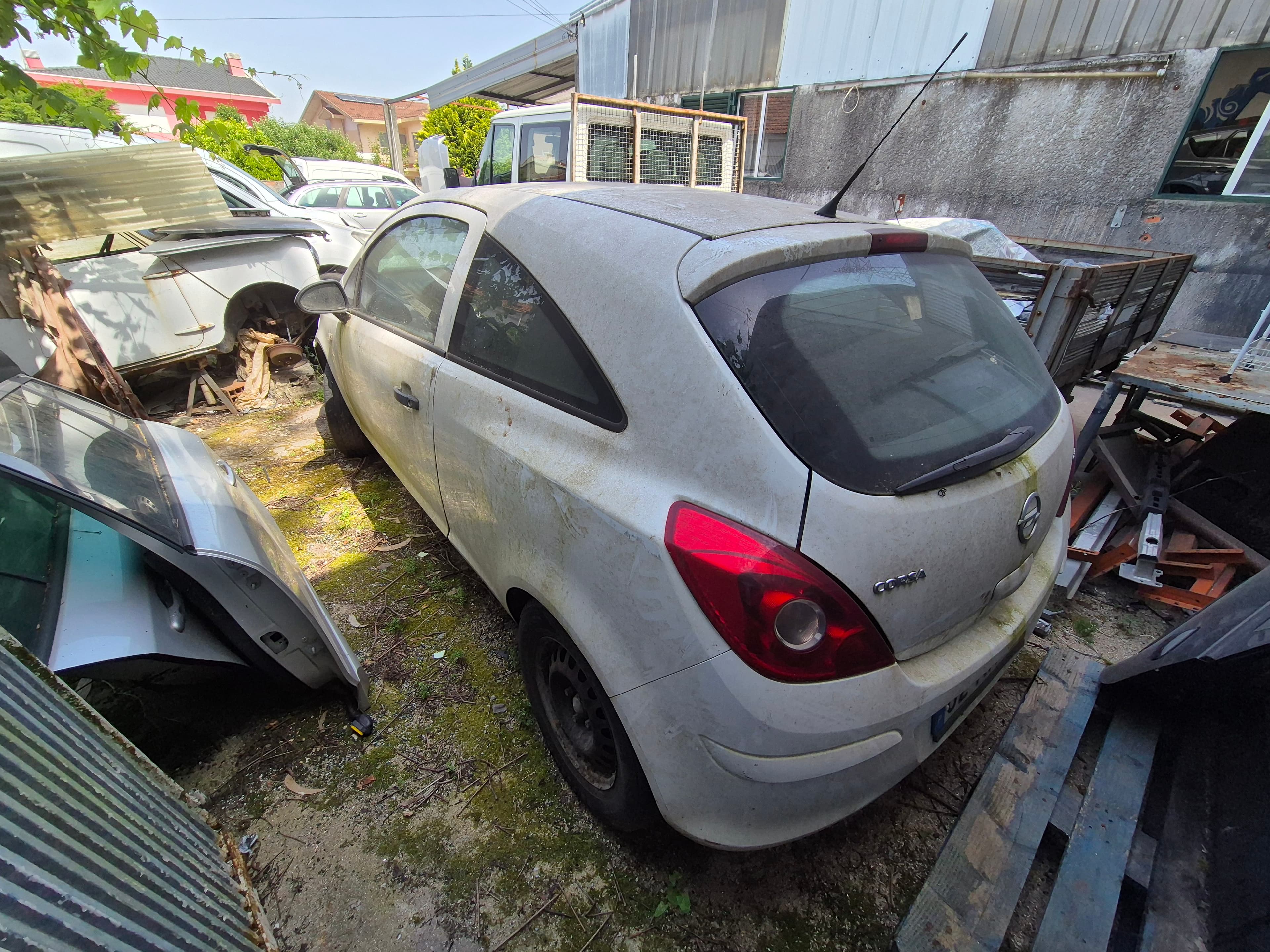 Opel Corsa · Ano 2013 — imagem 4