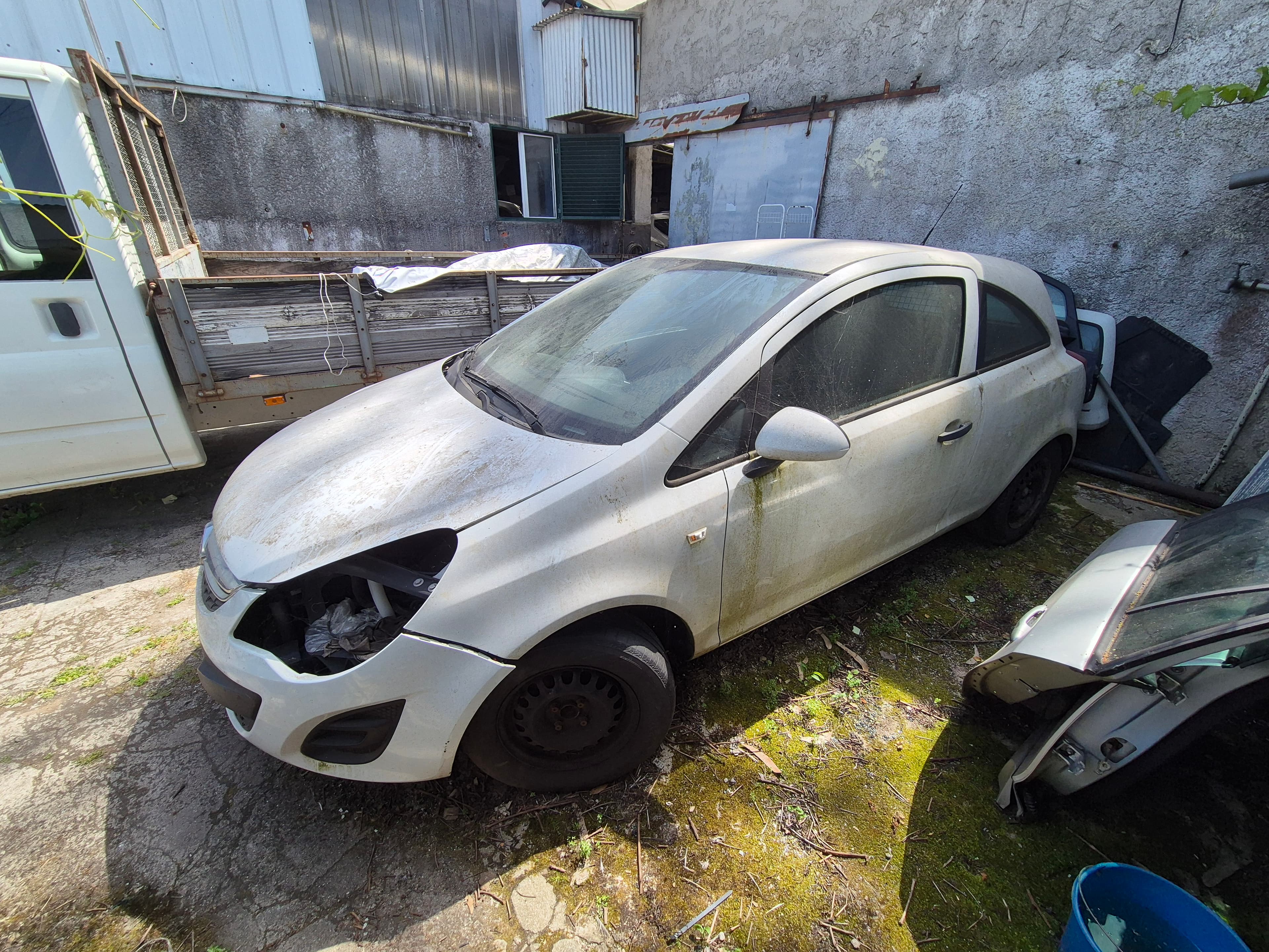 Opel Corsa · Ano 2013 — imagem 3