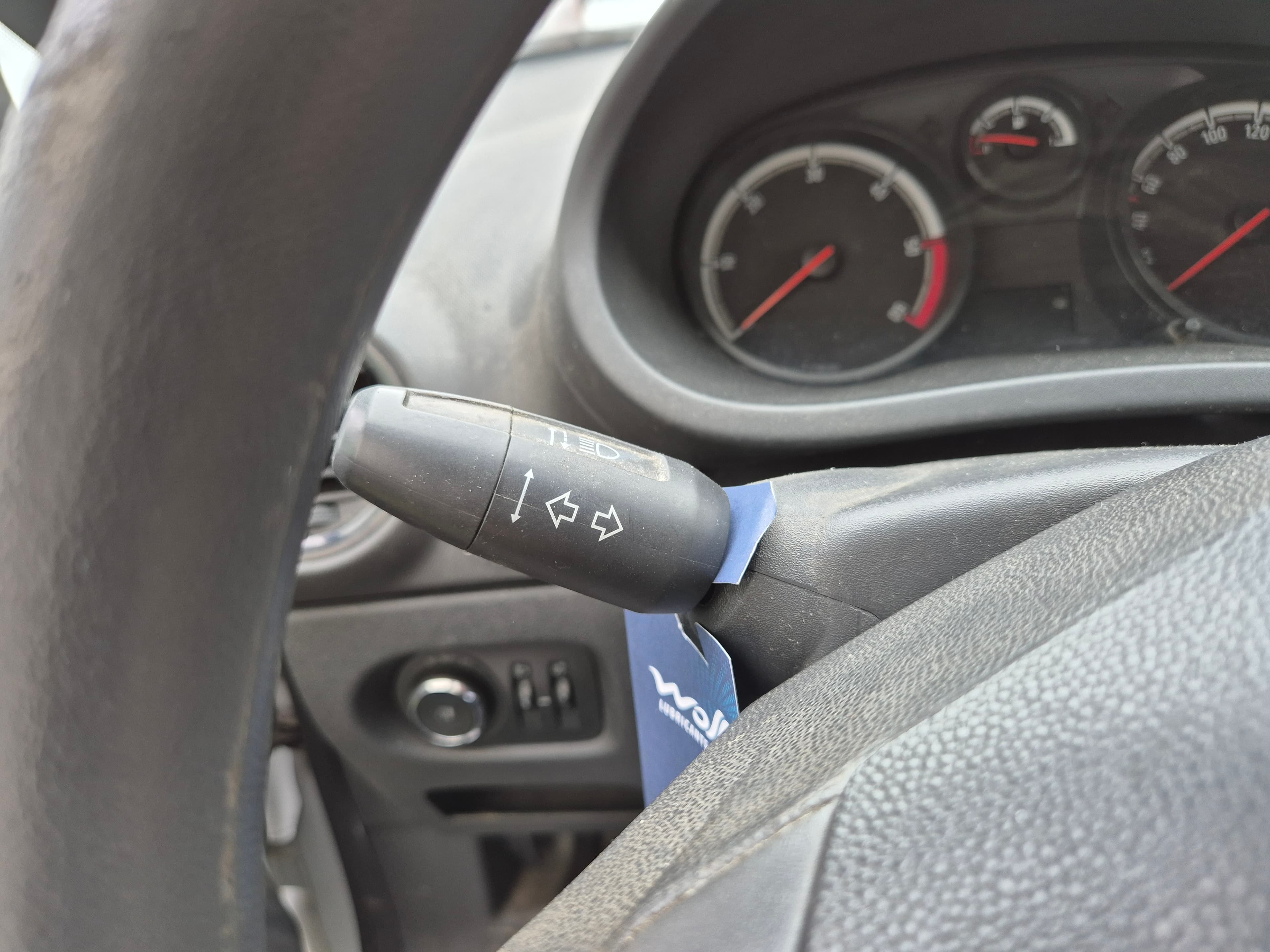 Opel Corsa · Ano 2013 — image 17