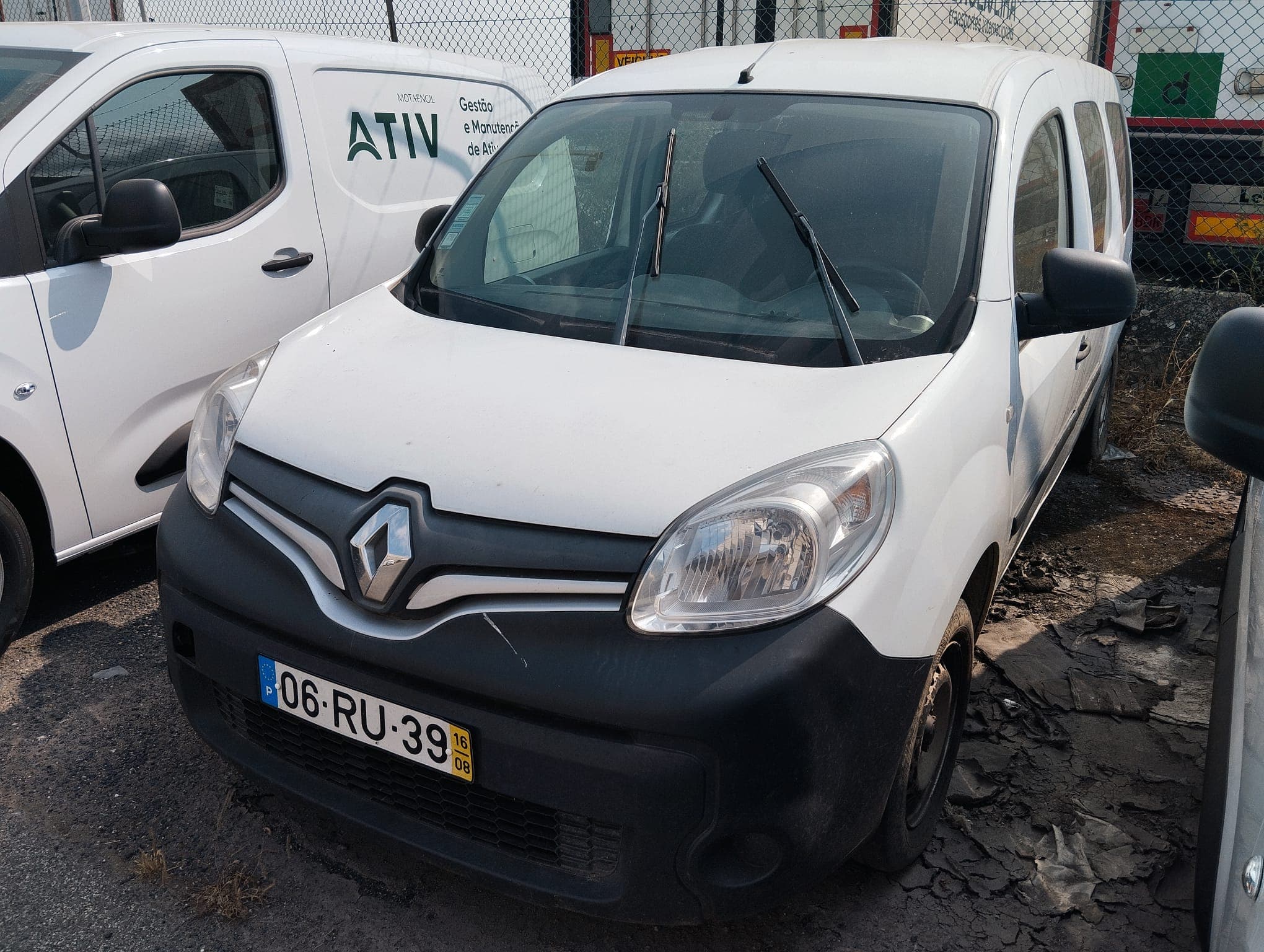 Renault Kangoo Maxi 1.5 · Ano 2016 — imagem 1