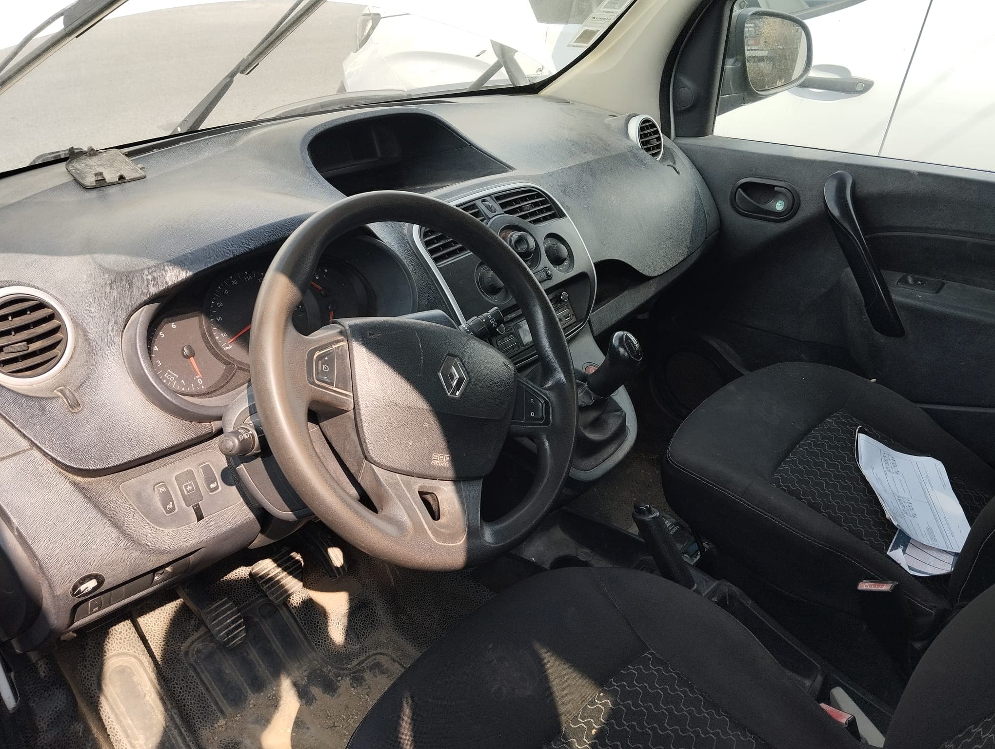 Renault Kangoo Maxi 1.5 · Ano 2016 — imagem 6