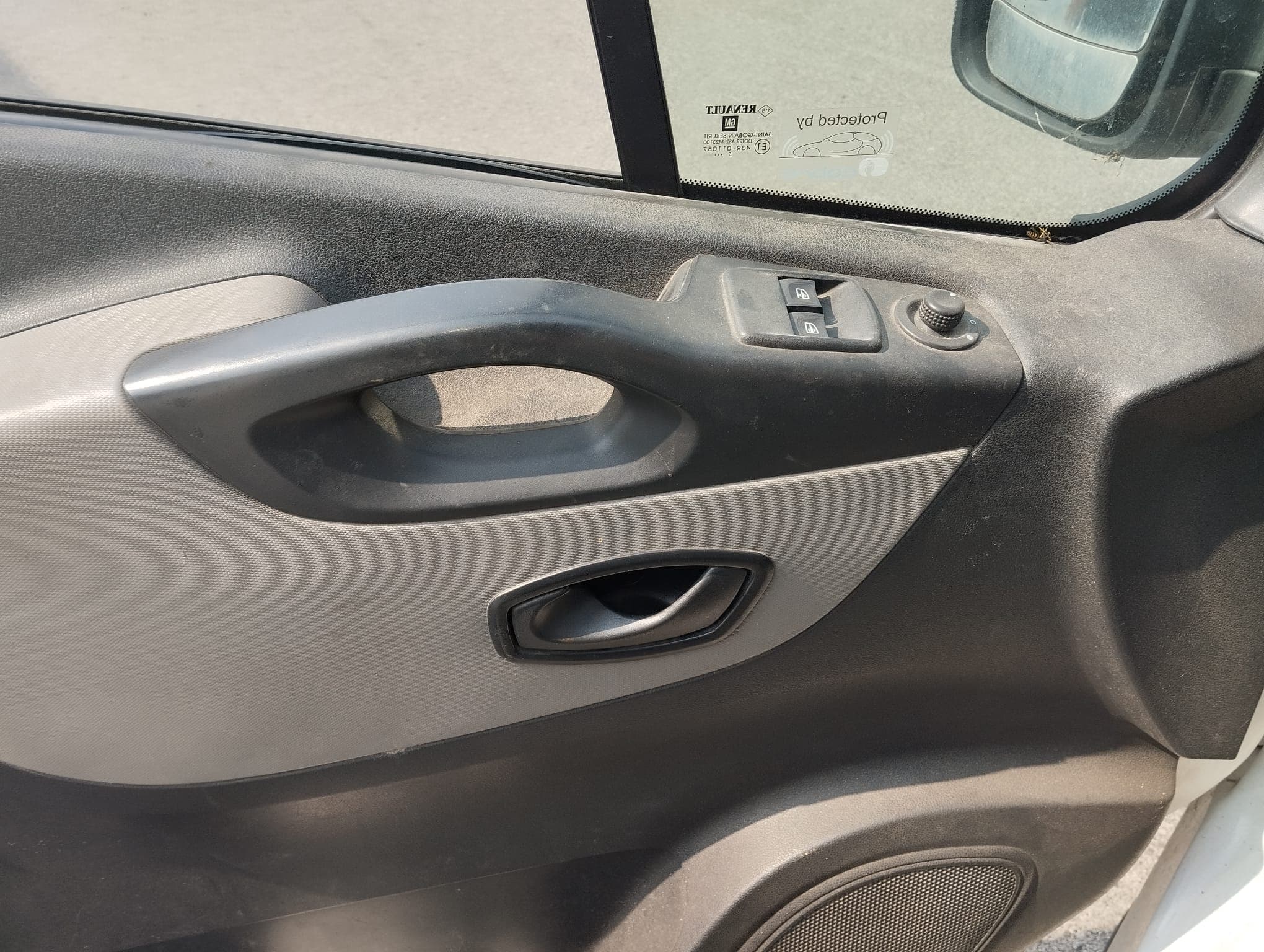 Renault Trafic FM 1.6D · Ano 2016 — imagen 14