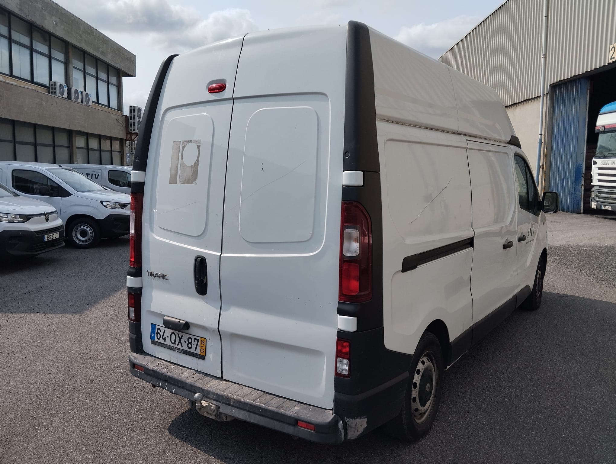 Renault Trafic FM 1.6D · Ano 2016 — imagen 6