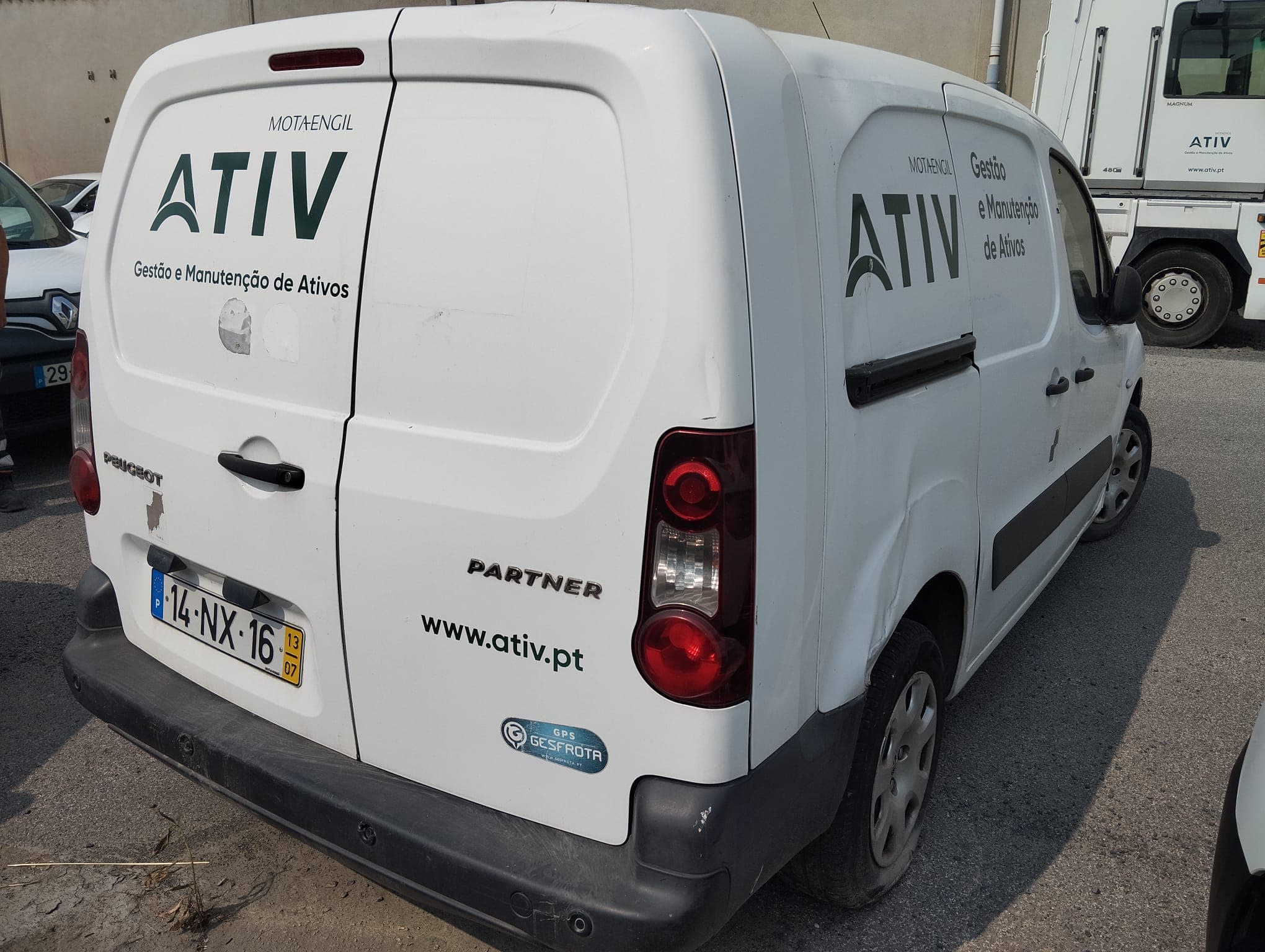 Peugeot Partner 1.6 HDI · Ano 2013 — imagem 3
