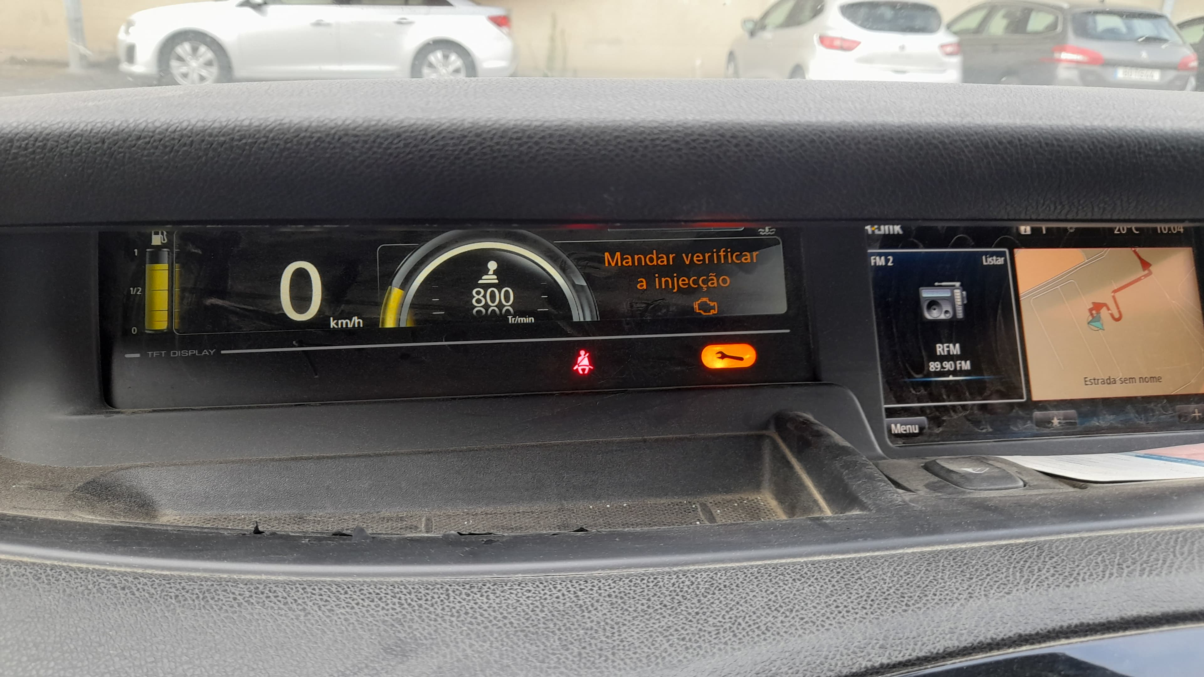 Renault Grand Scenic 1.5 DCI · Ano 2016 — imagen 18