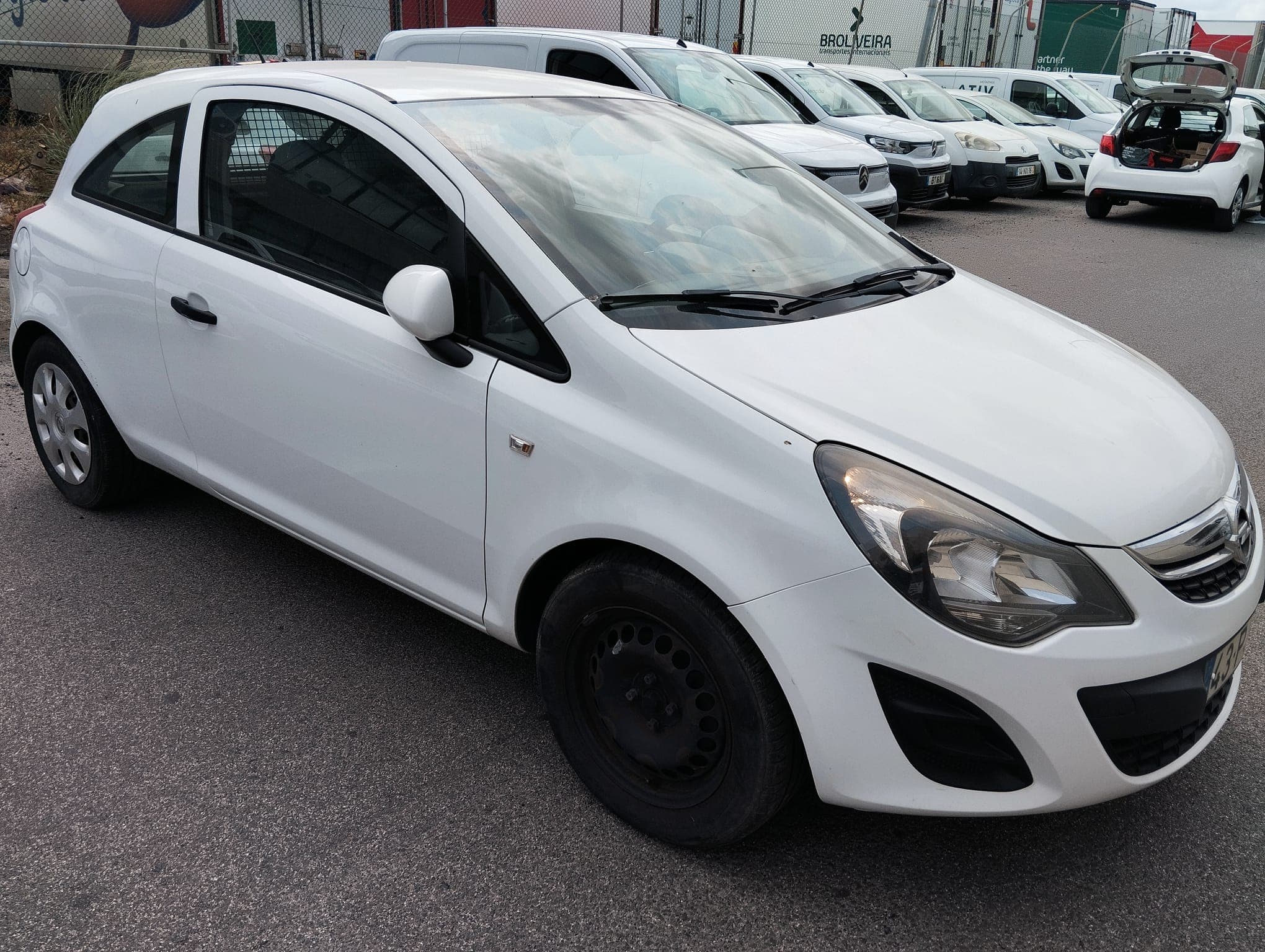 Opel Corsa Van 1.3 CDTi · Année 2014 — image 3