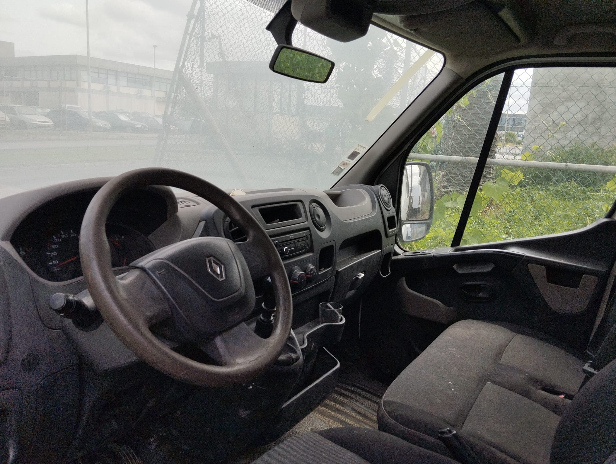 Renault Master 2.3 DCI · Ano 2014 — imagem 5