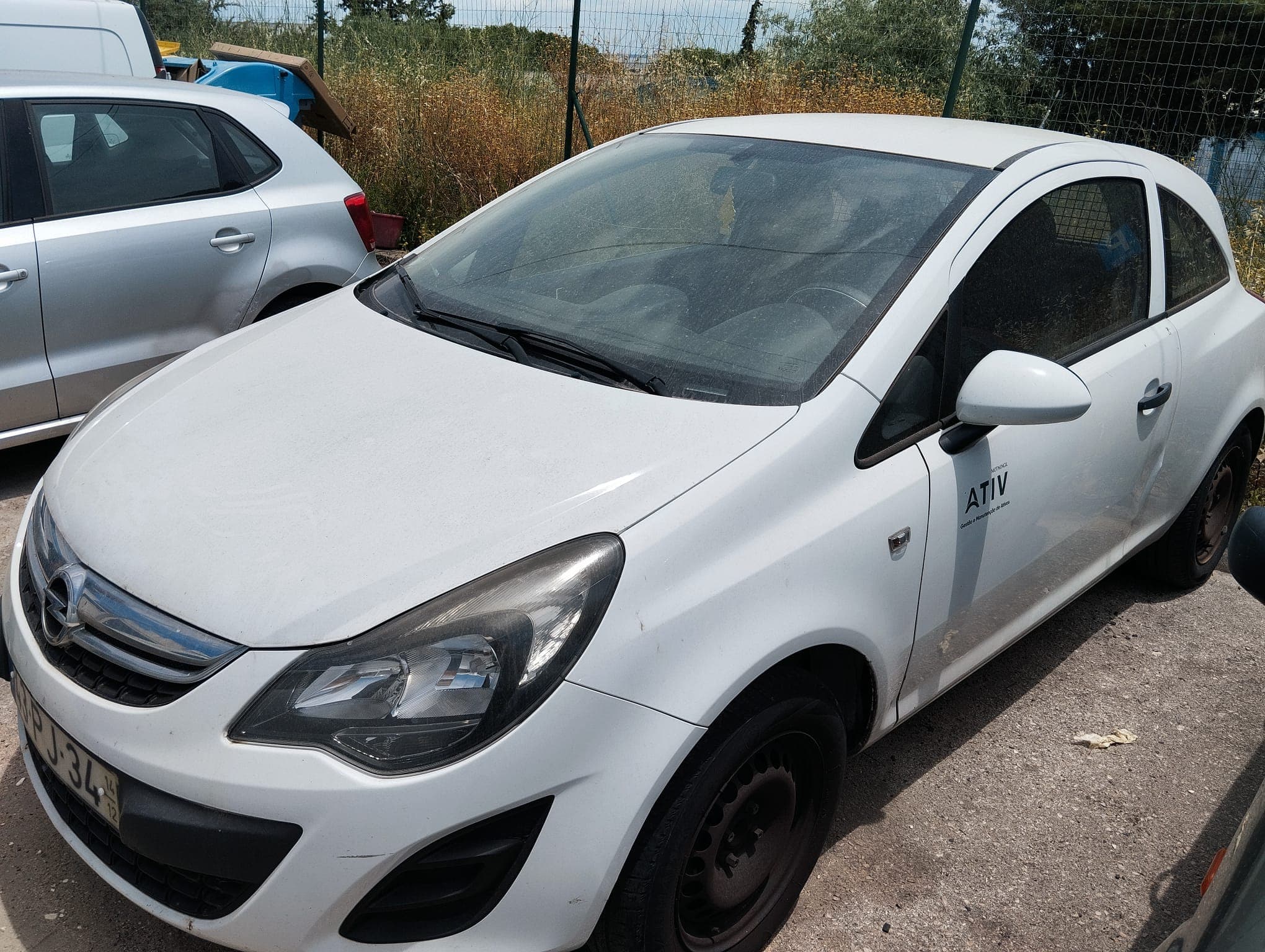 Opel Corsa Van 1.3 CDTi · Ano 2014 — imagem 2