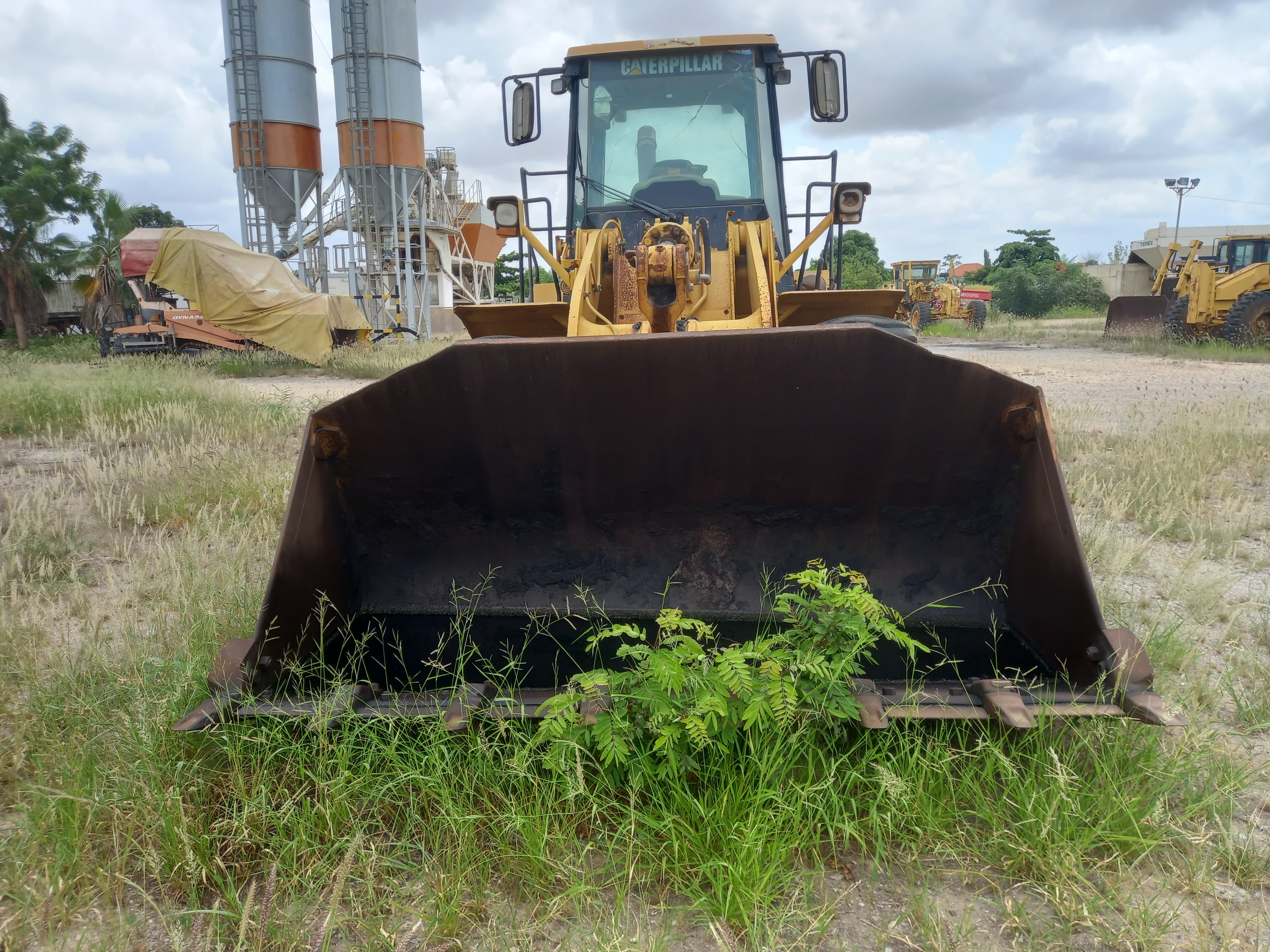Pá Carregadora de Pneus da marca CATERPILLAR, modelo 962H — image 3