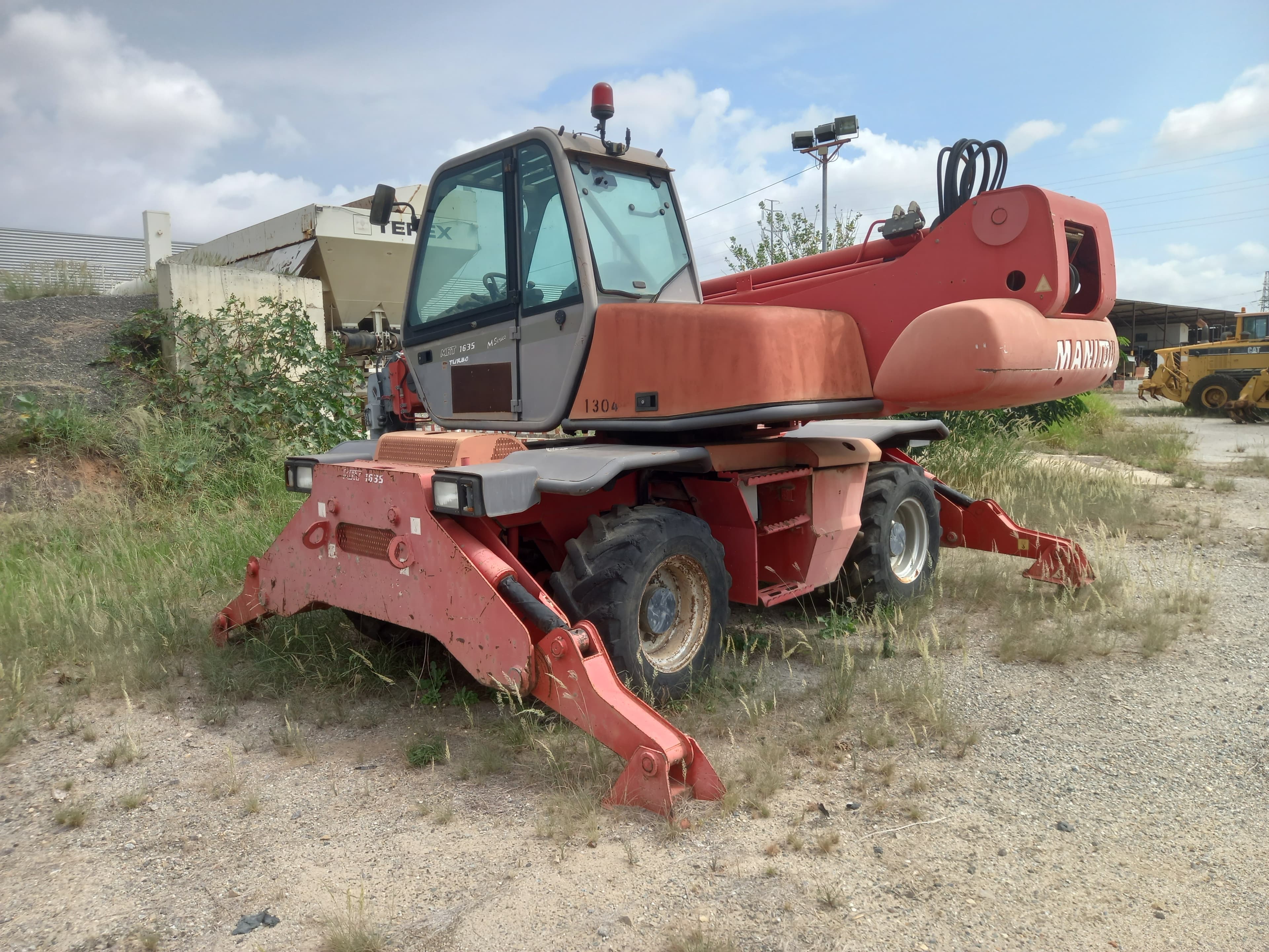 Multicarregador da marca MANITOU, modelo MRT 1635 — imagen 1