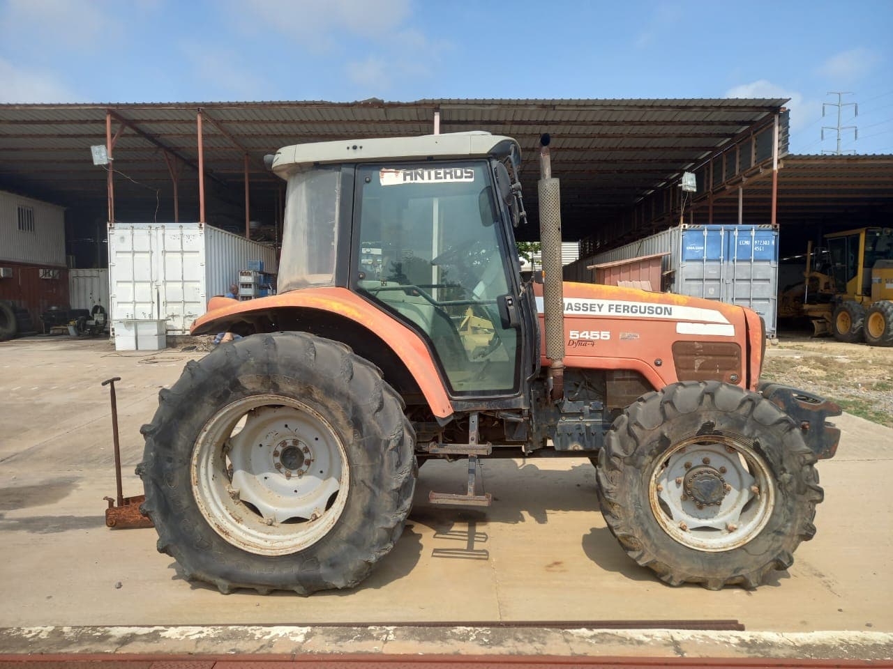 Trator Agrícola da marca MASSEY FERGUSON, modelo MF.5455 — imagen 5