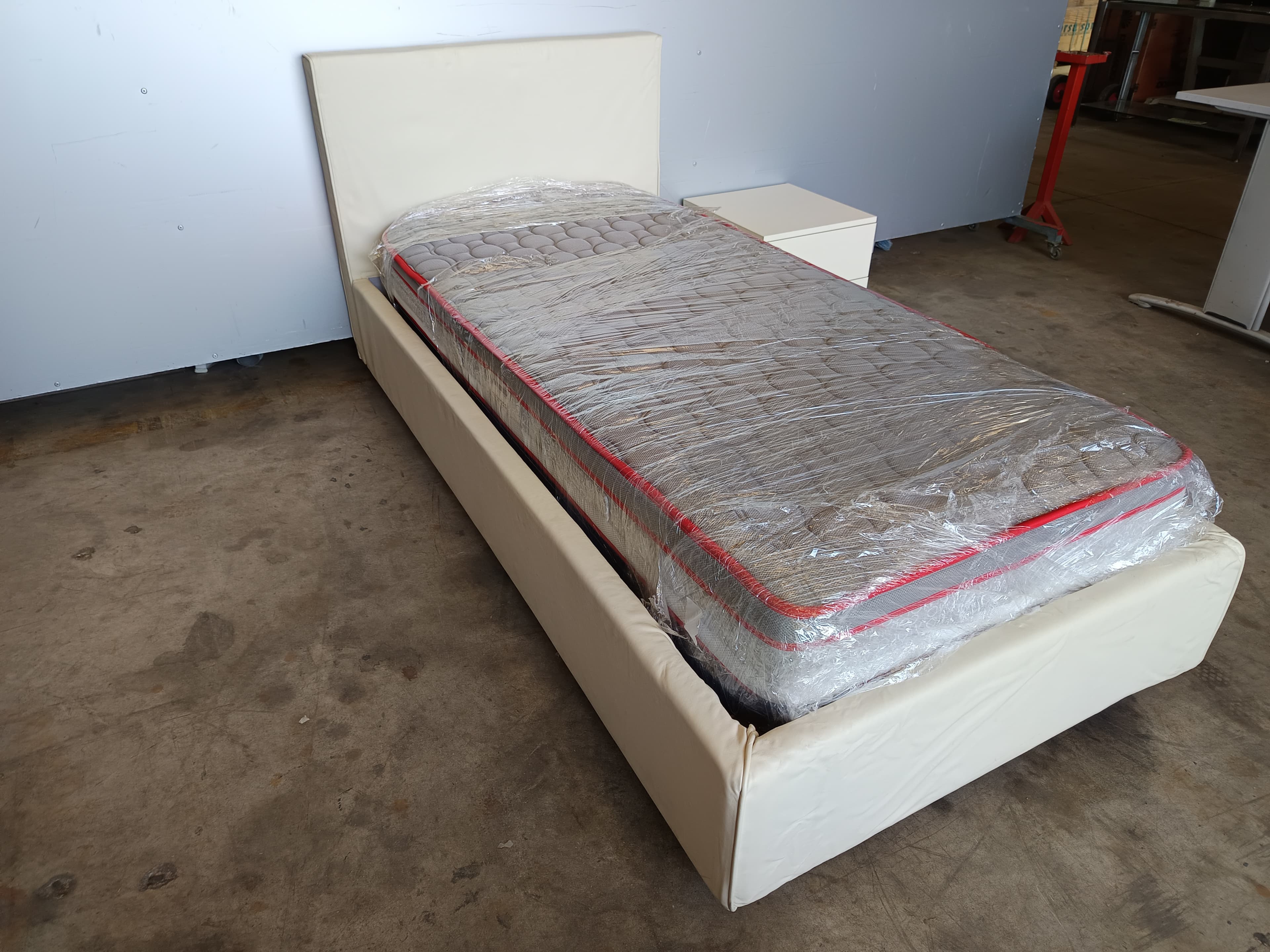 Cama de soltero — imagen 3