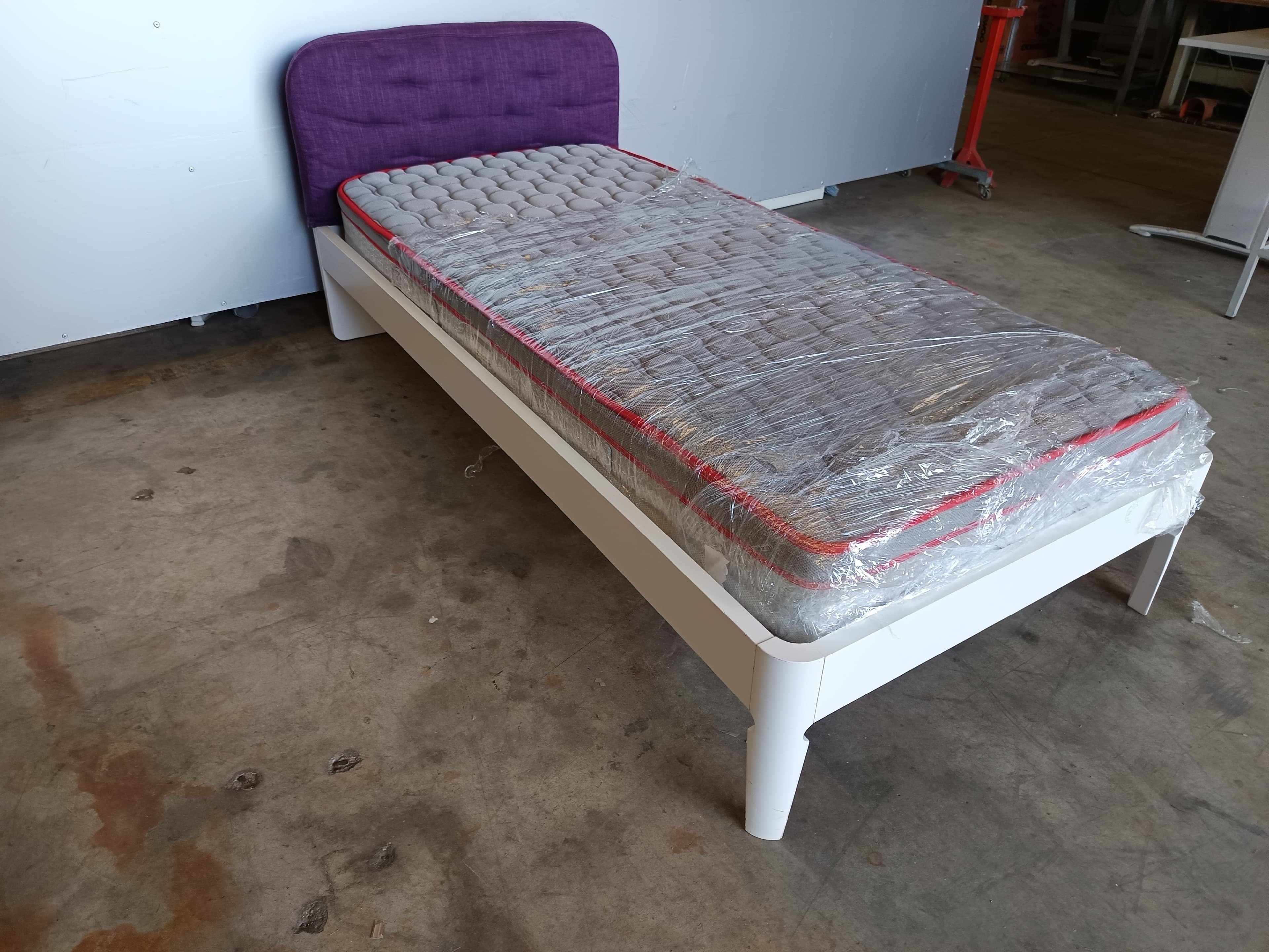 Cama de solteiro — imagem 3
