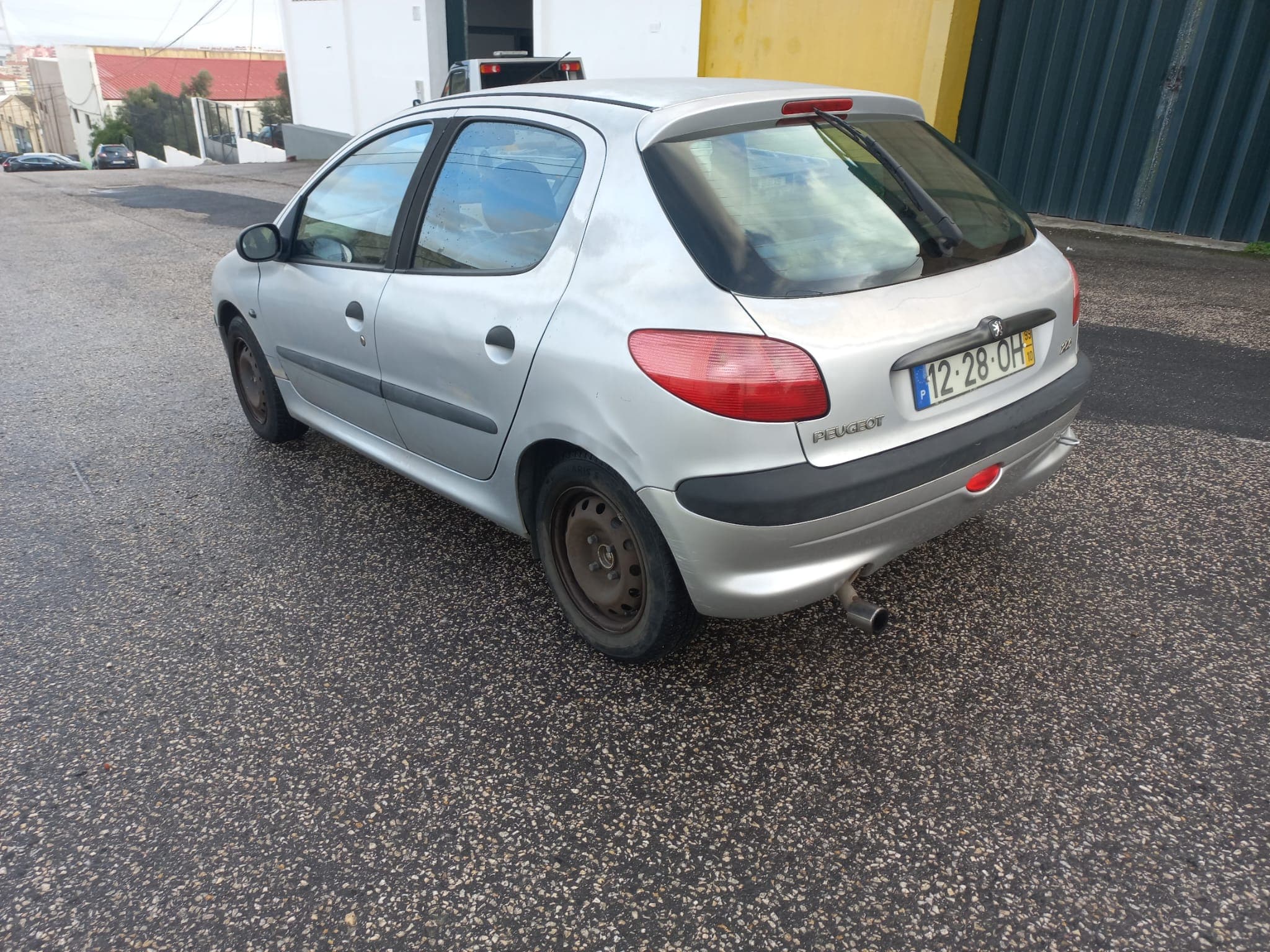 Peugeot 206 · Ano 1999 — image 4