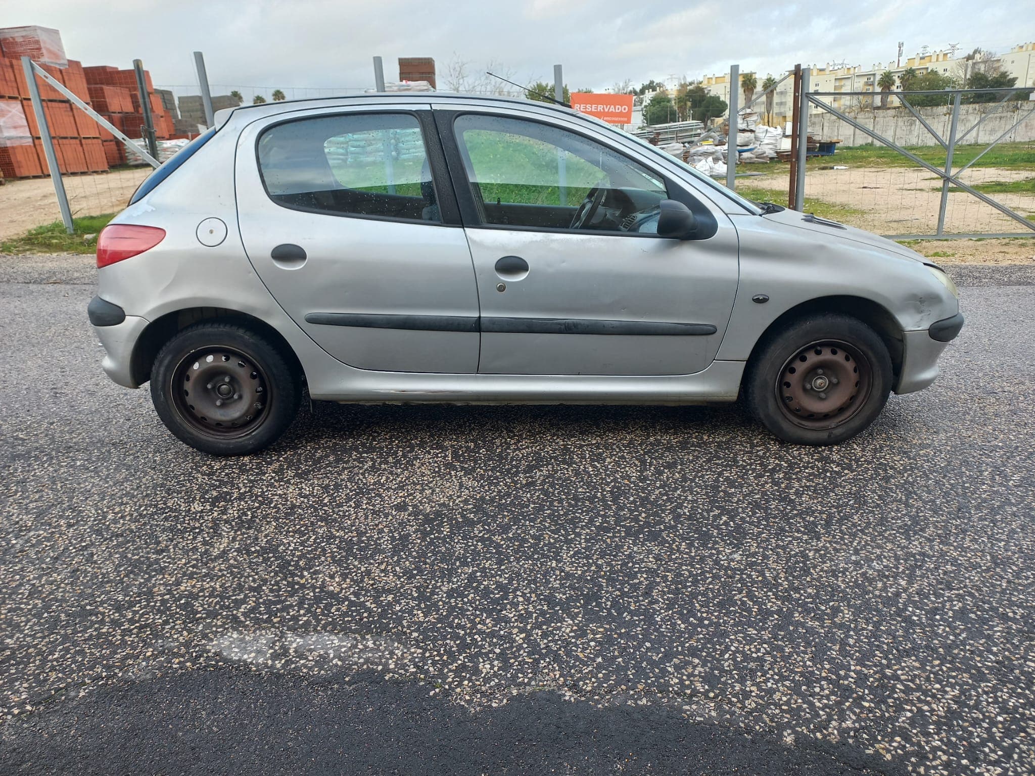 Peugeot 206 · Ano 1999 — image 7