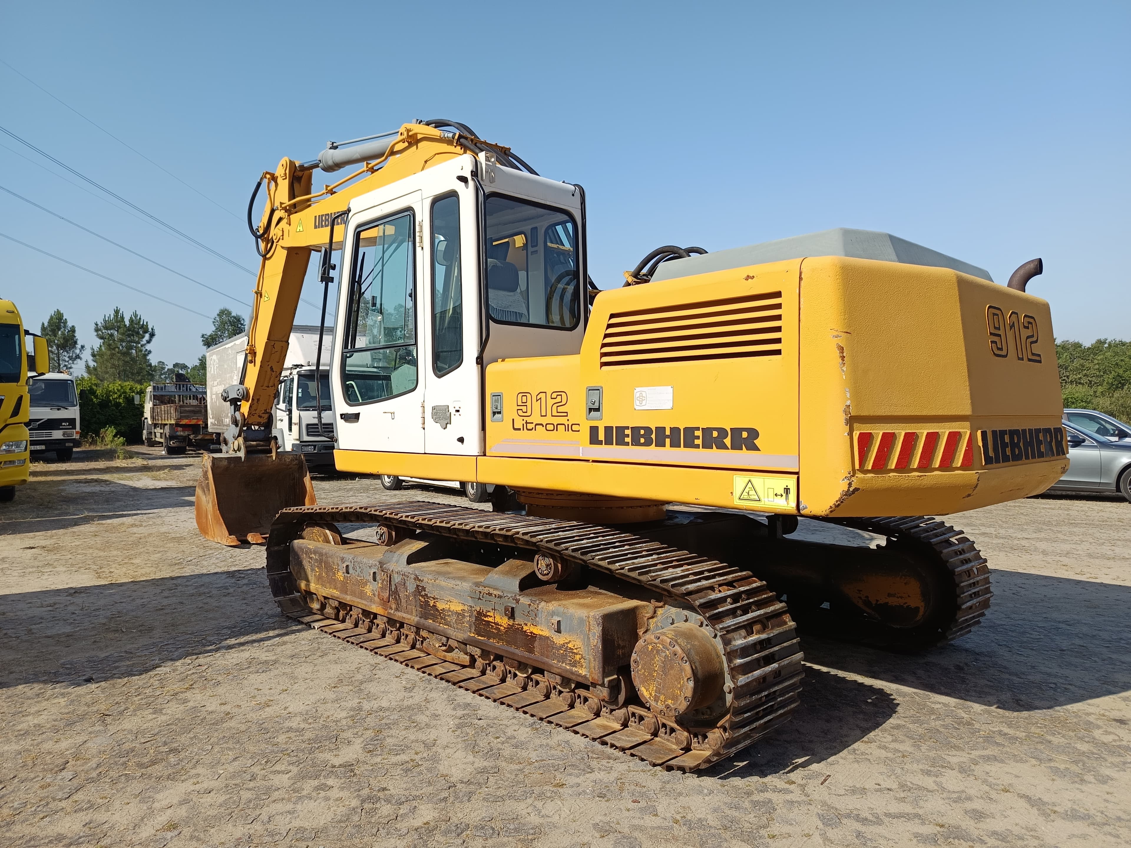 Giratória Liebherr · Ano 1994 — image 5