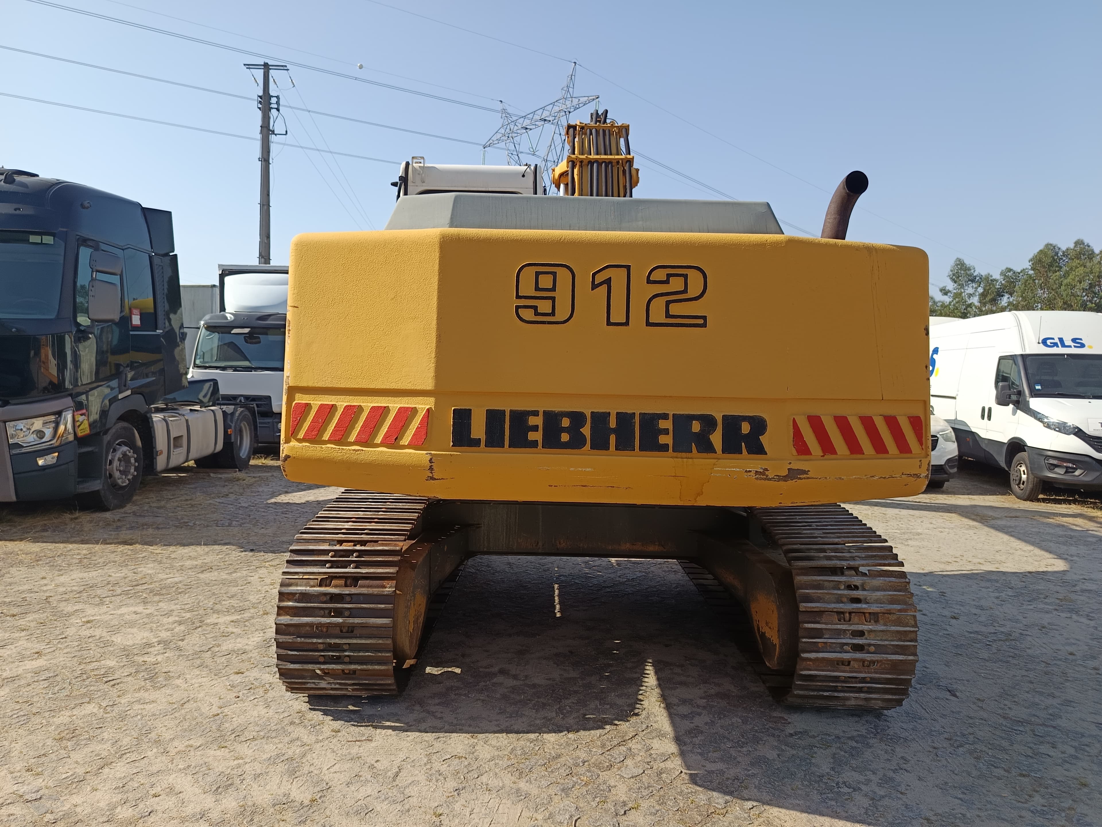 Giratória Liebherr · Ano 1994 — image 4