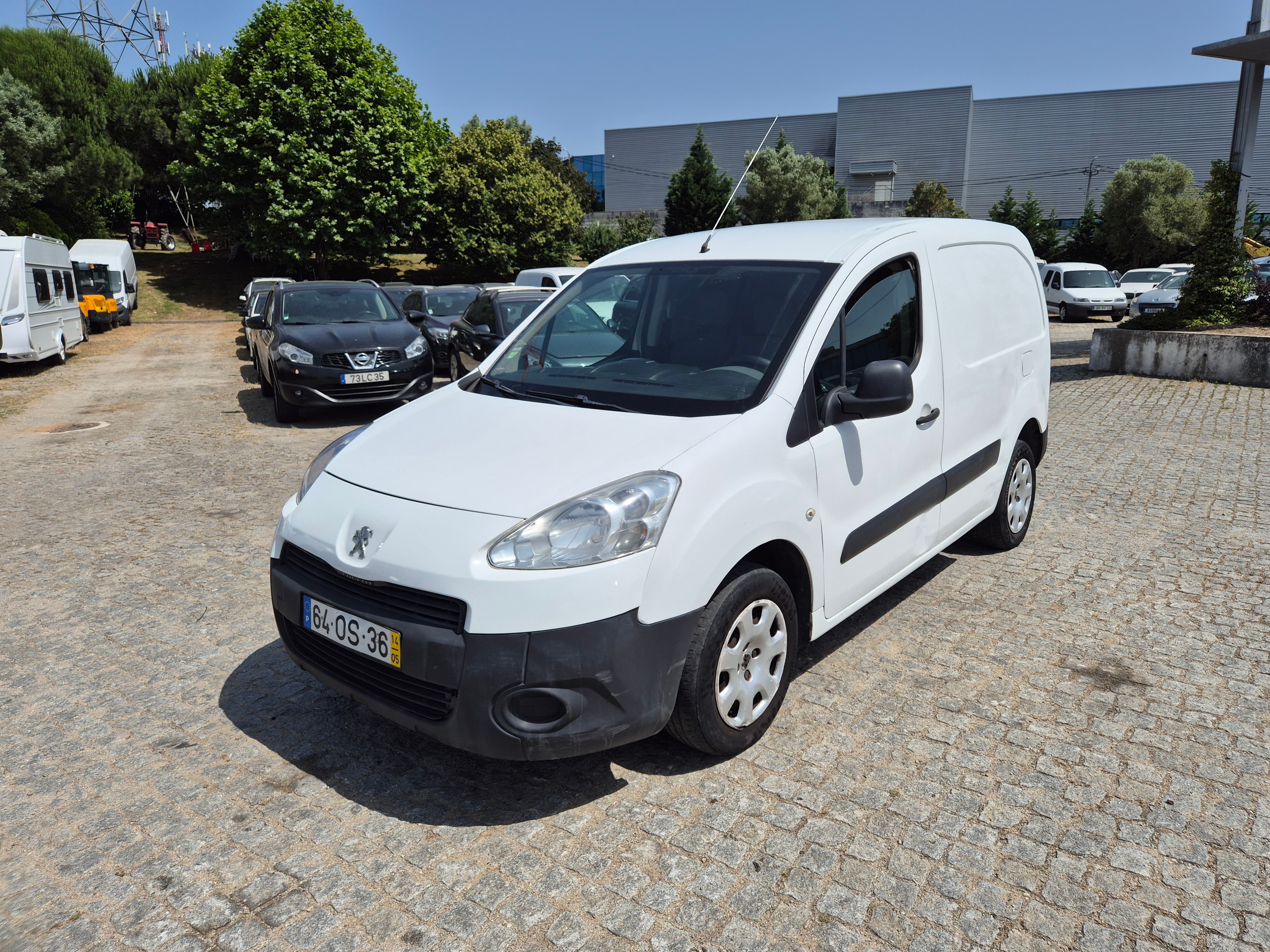 Peugeot Partner · Ano 2014 — image 2