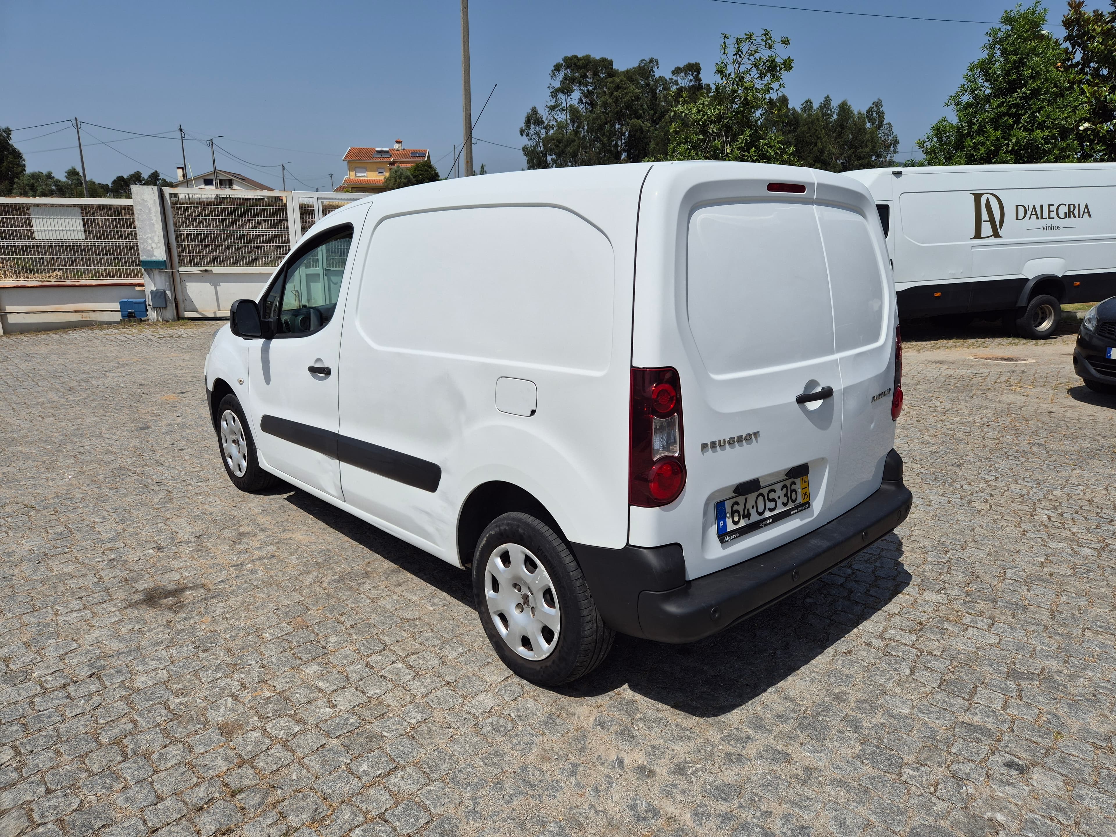Peugeot Partner · Ano 2014 — image 6