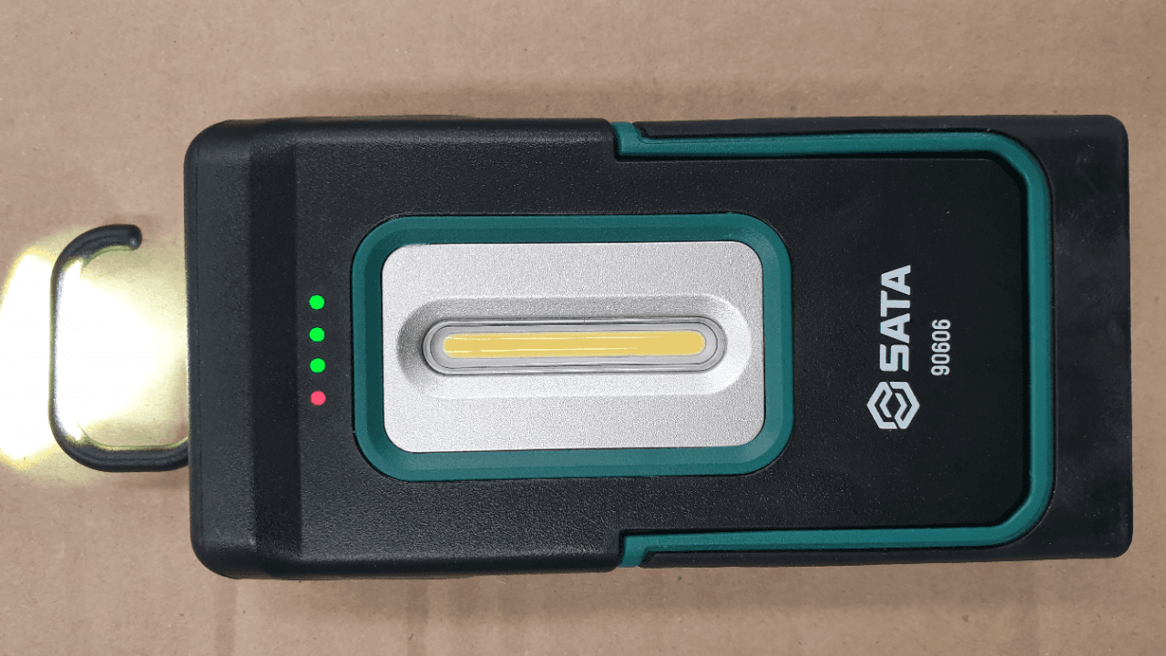 LUZ DE TRABALHO RECARREGÁVEL SEM FIOS INDUSTRIAL — imagem 5