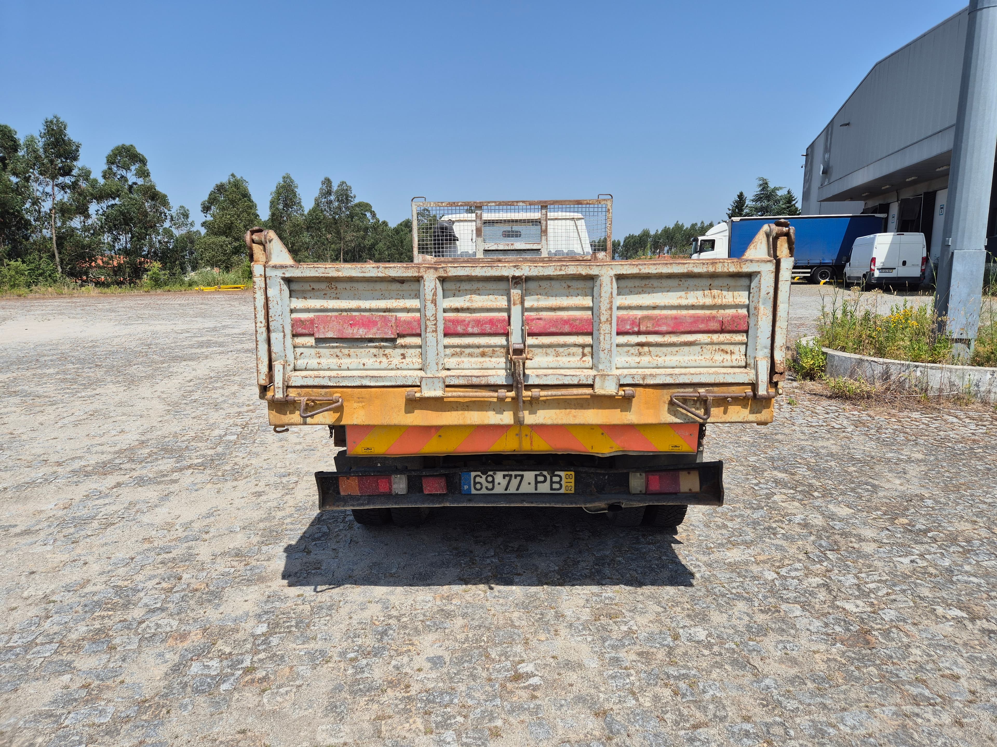 Toyota Dyna · Ano 2000 — imagem 5