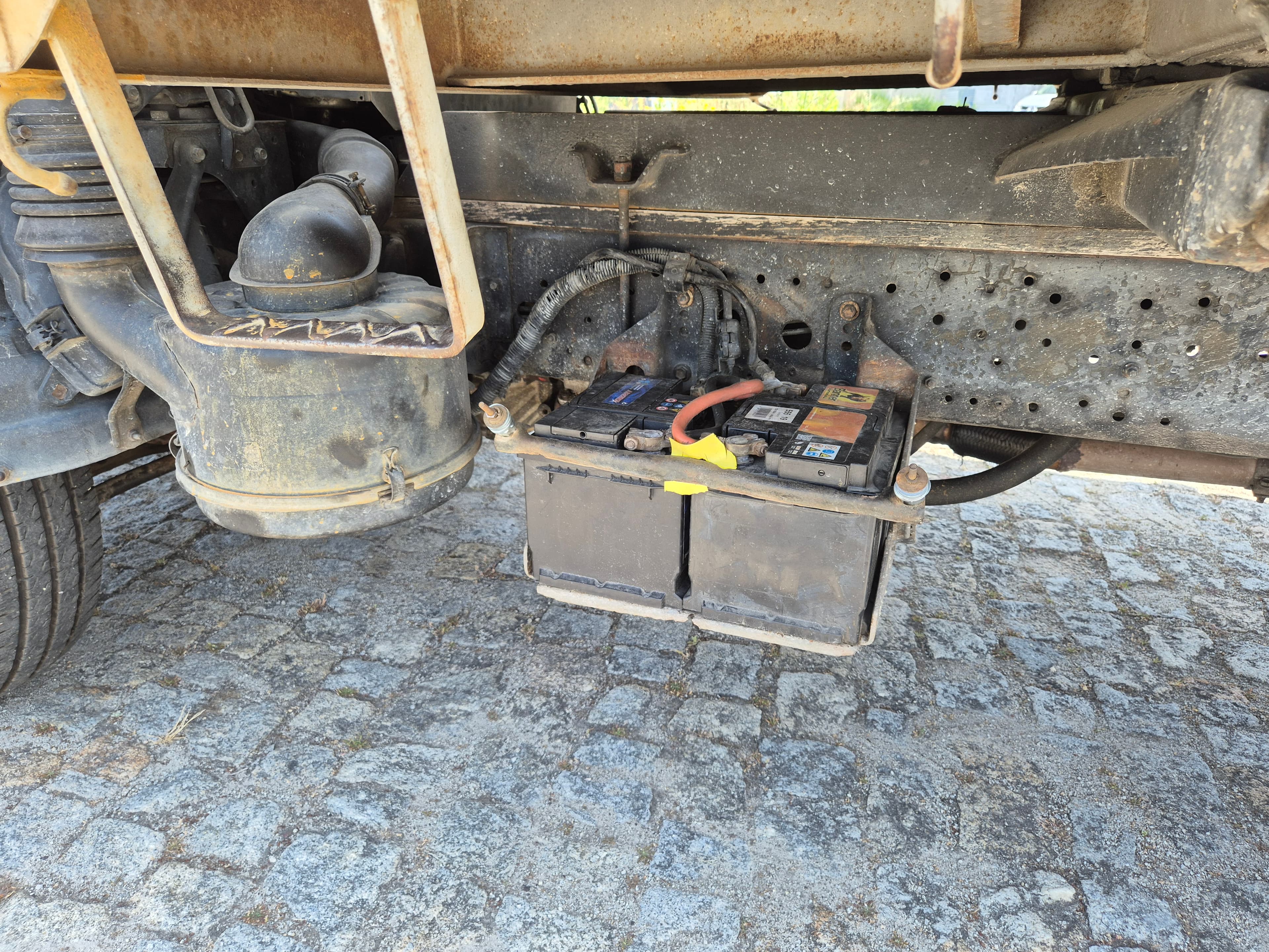 Toyota Dyna · Ano 2000 — imagem 12