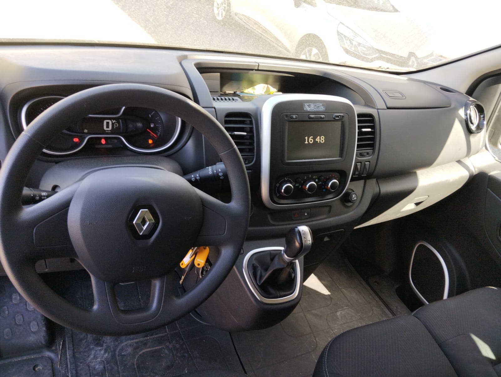 Renault Trafic · Ano 2020 — imagen 10
