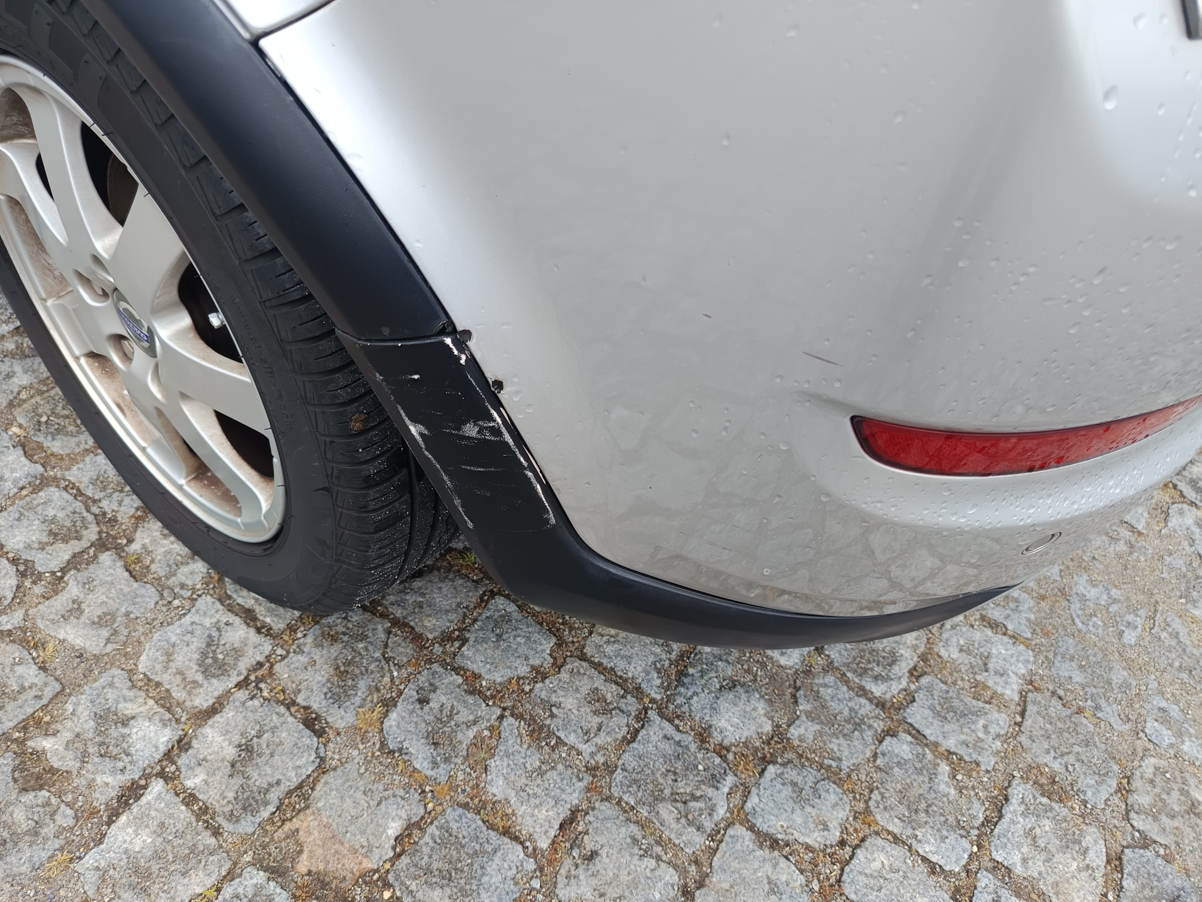 Volvo C30 · Ano 2010 — imagem 10