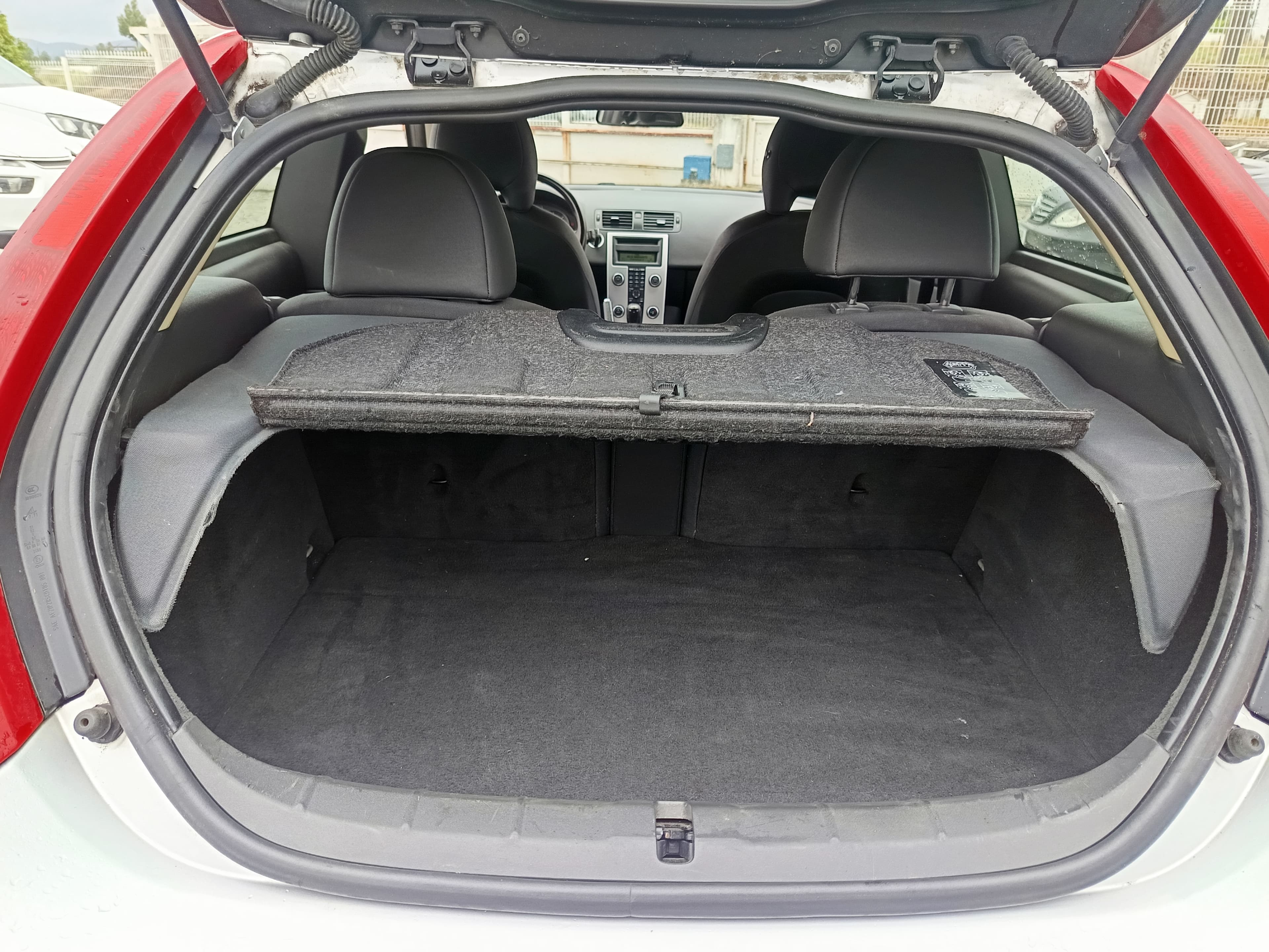 Volvo C30 · Ano 2010 — imagem 16