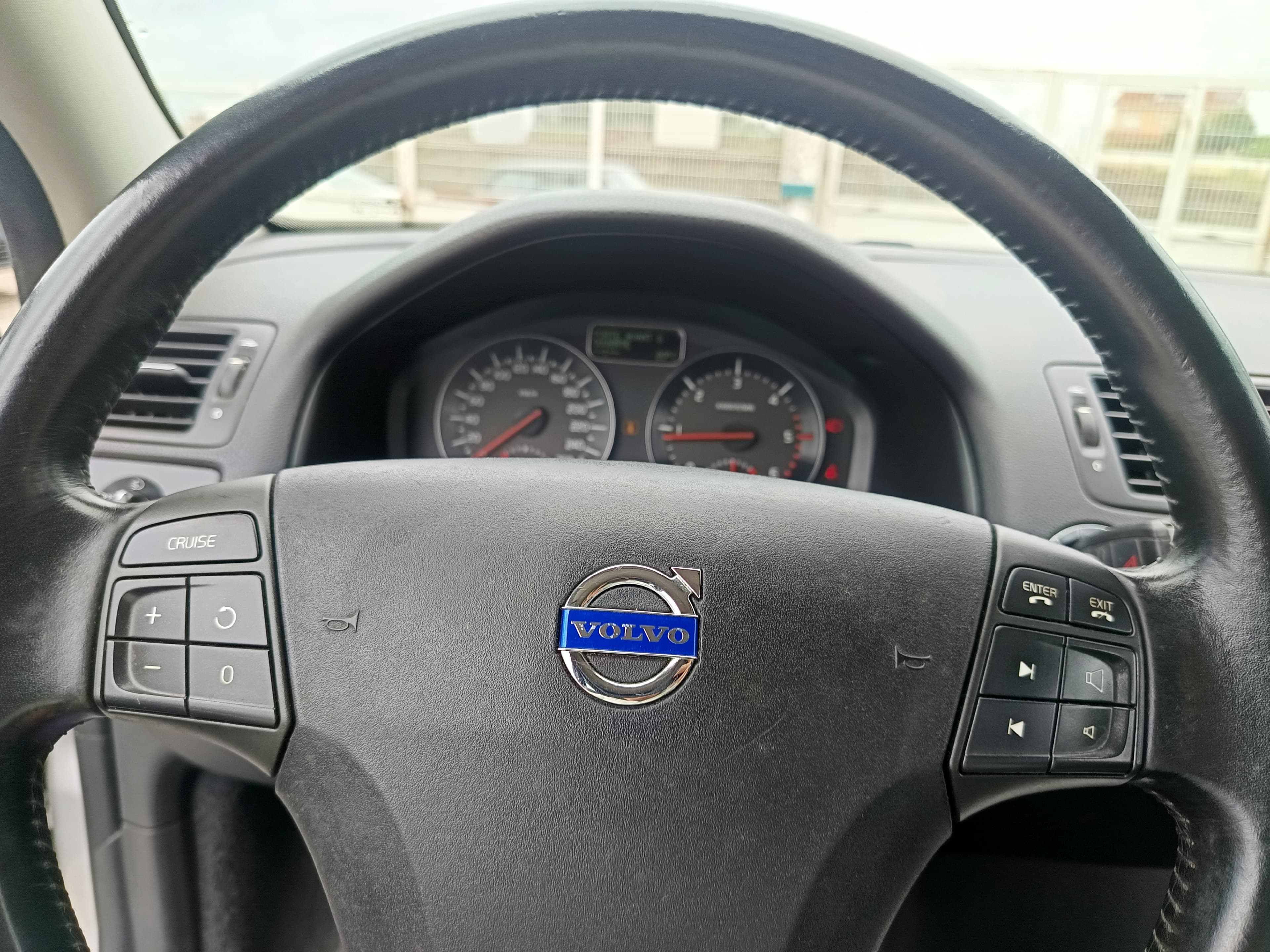Volvo C30 · Ano 2010 — imagem 37