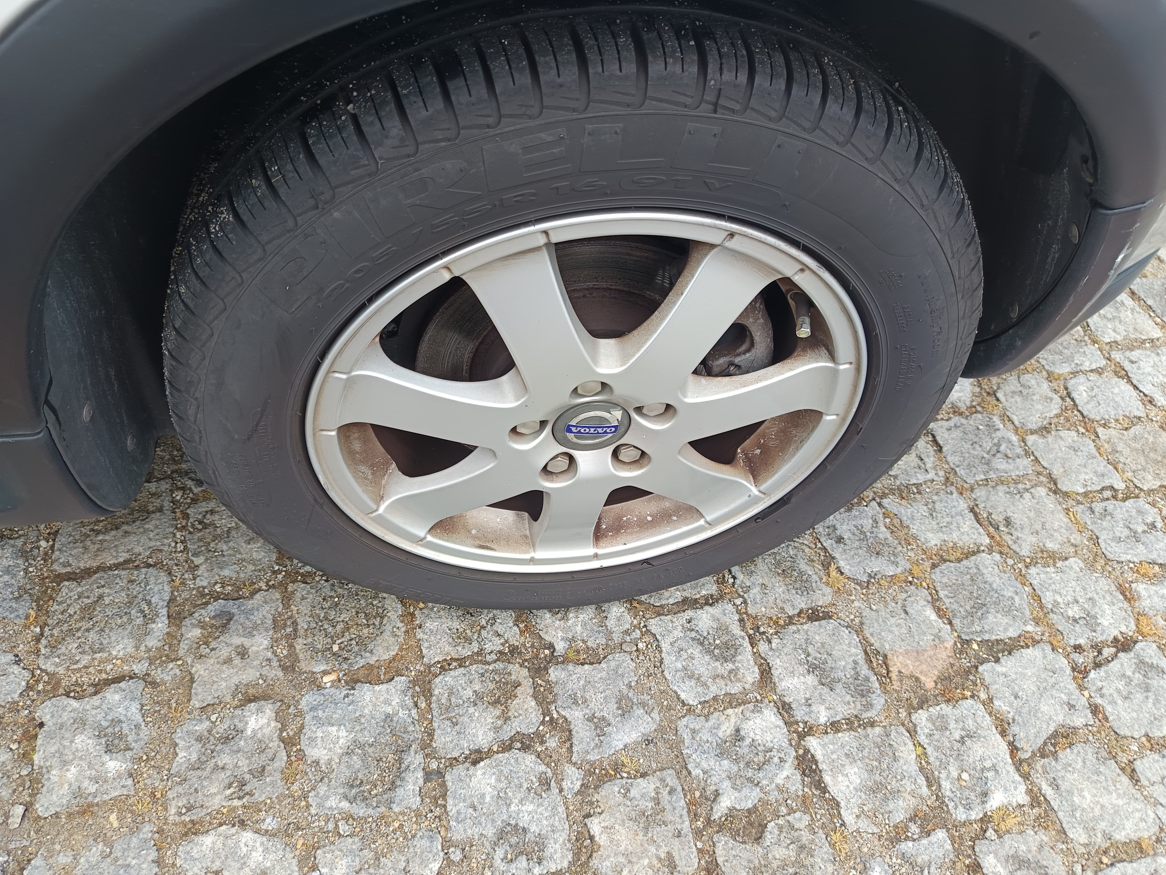Volvo C30 · Ano 2010 — imagem 8
