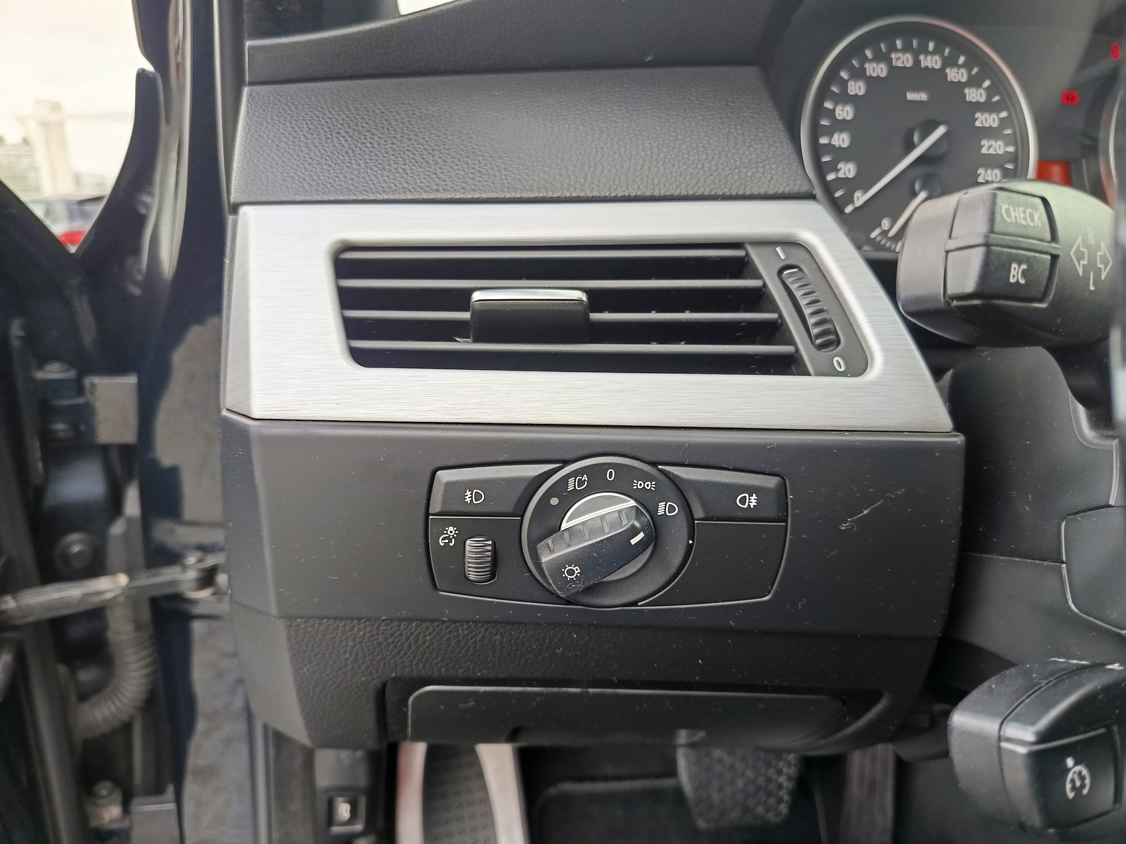 BMW 520D · Ano 2008 — imagen 40