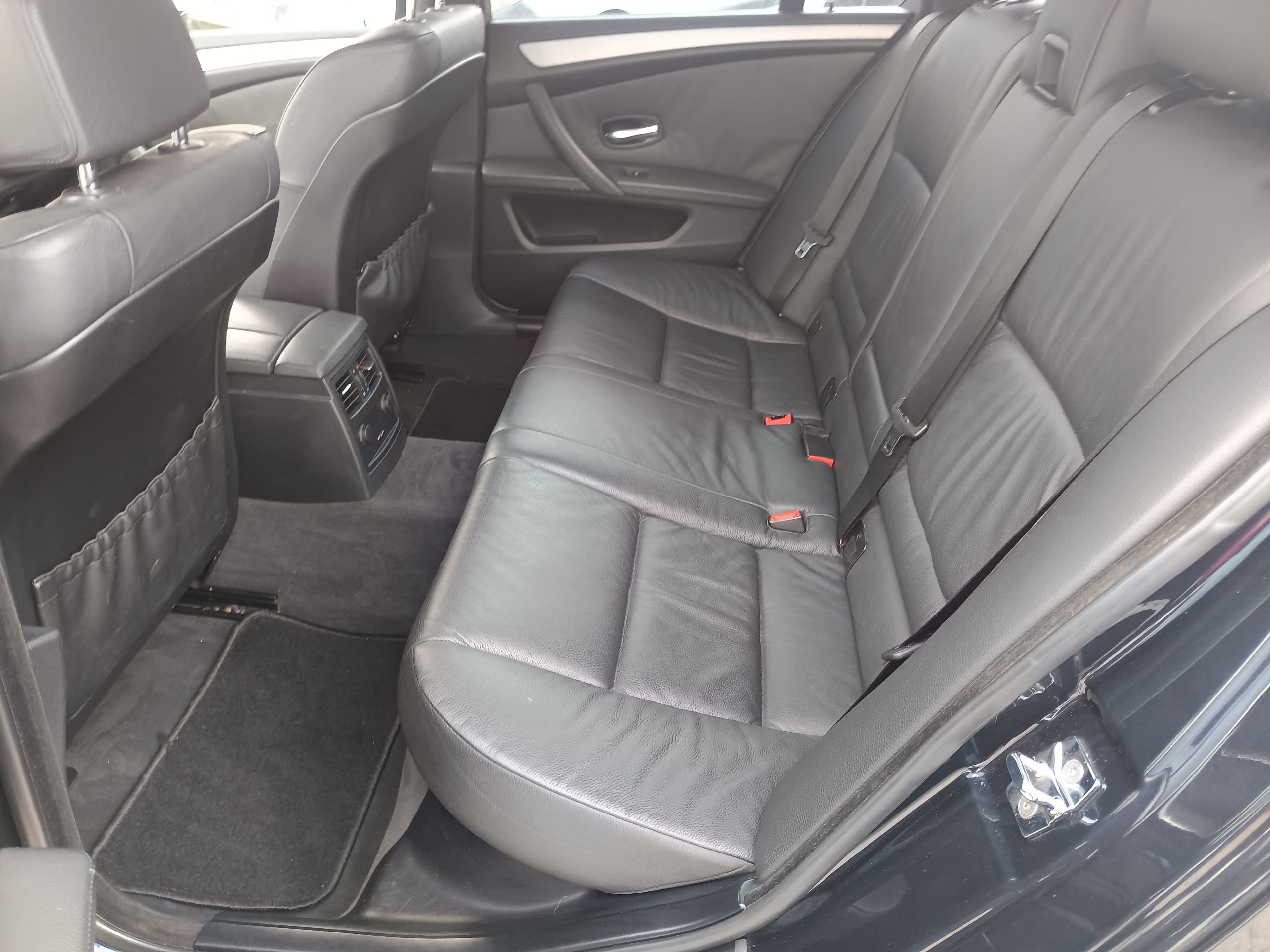 BMW 520D · Ano 2008 — imagen 27