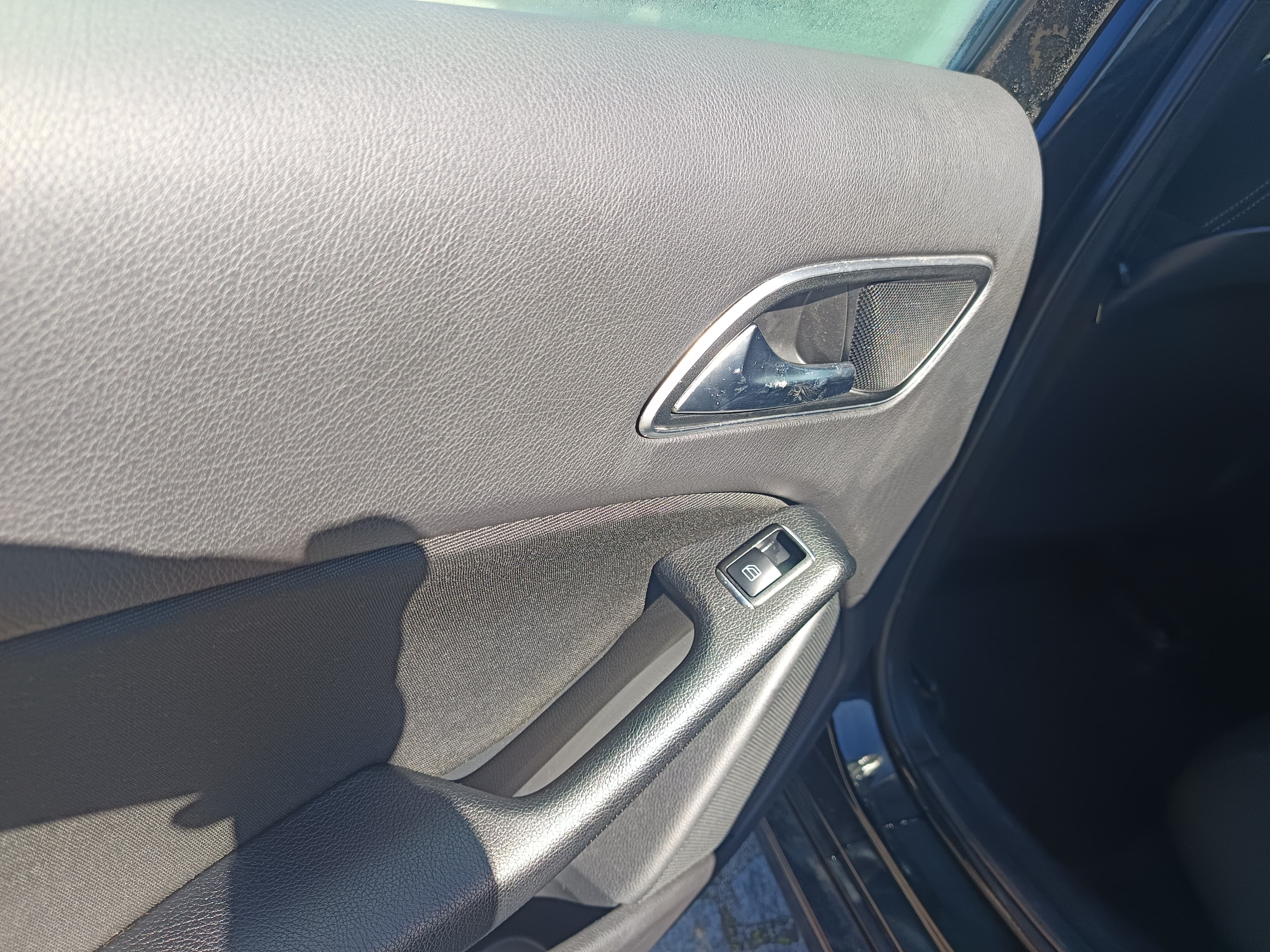 Mercedes-Benz A180 CDI · Ano 2013 — imagem 29
