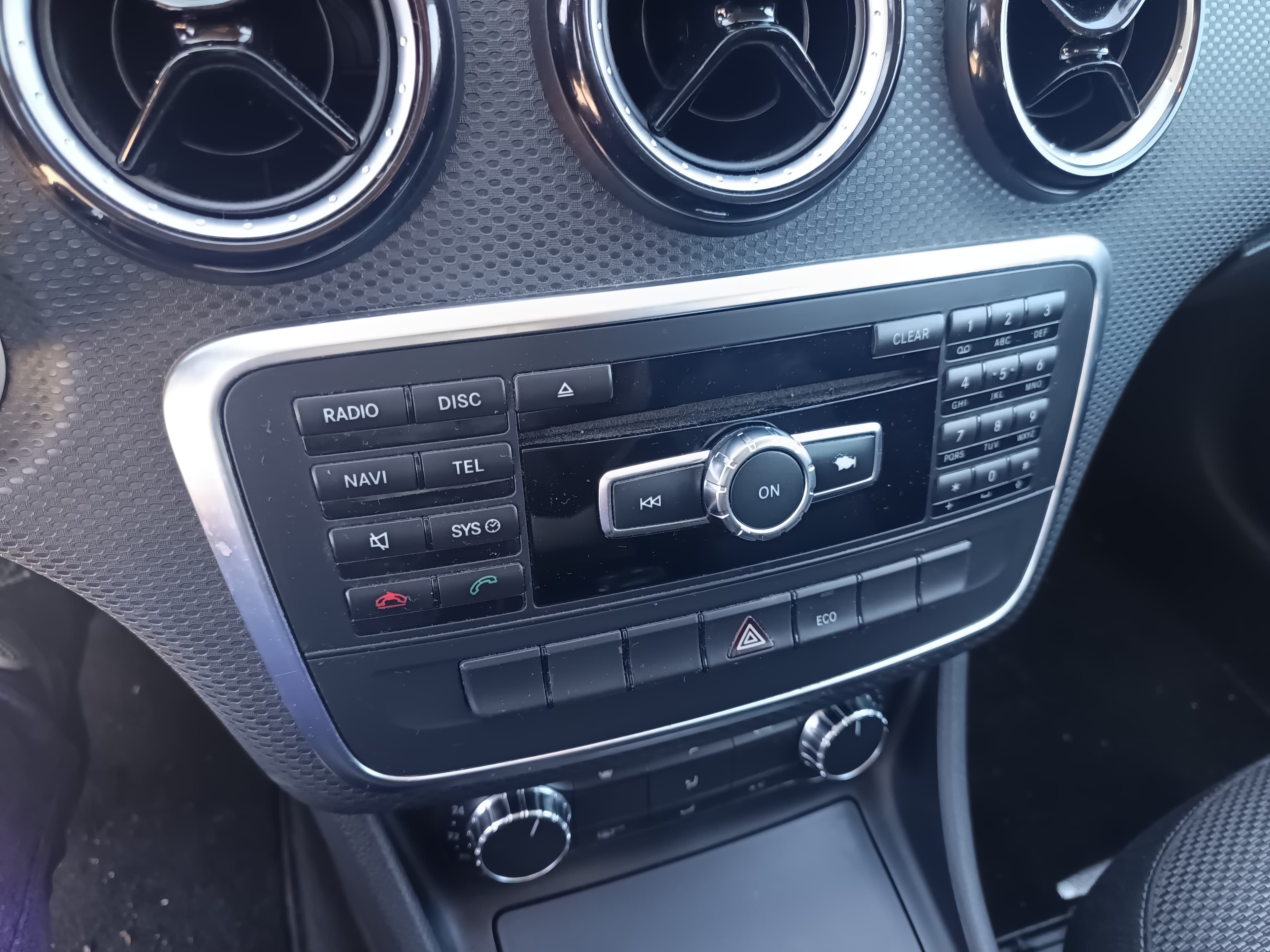 Mercedes-Benz A180 CDI · Ano 2013 — imagem 39