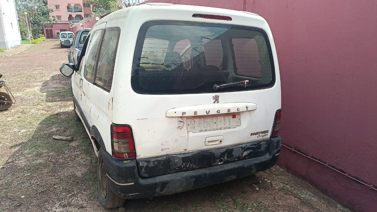 Peugeot Partner — imagen 2