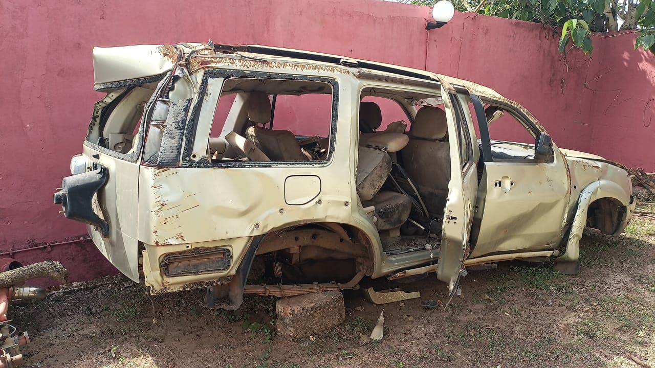 Ford Everest — image 3