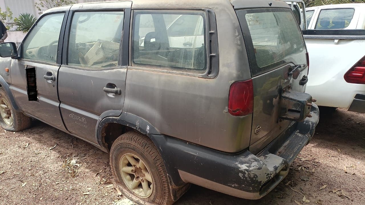 Nissan Terrano SGX — imagem 4